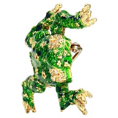 18K Yellow Gold 1/6 Carat Diamond Green Frog Enamel Floral Brooch Pin