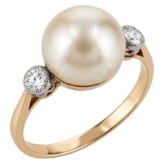18K Yellow Gold 10 MM Pearl & Diamond Solitaire Ring