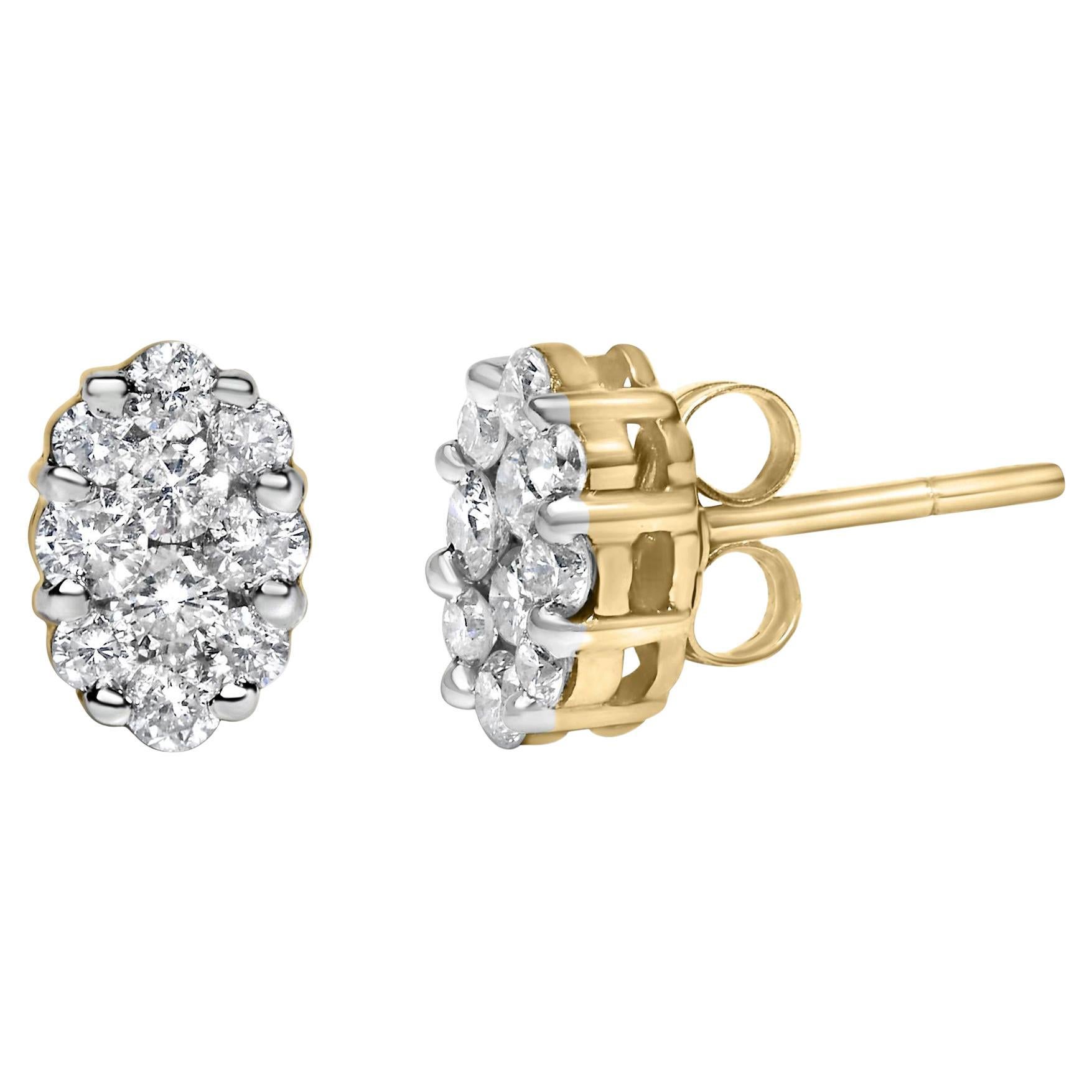 18K Yellow Gold 1.00 Diamond Oval Shaped Composite Cluster Stud Earrings en venta