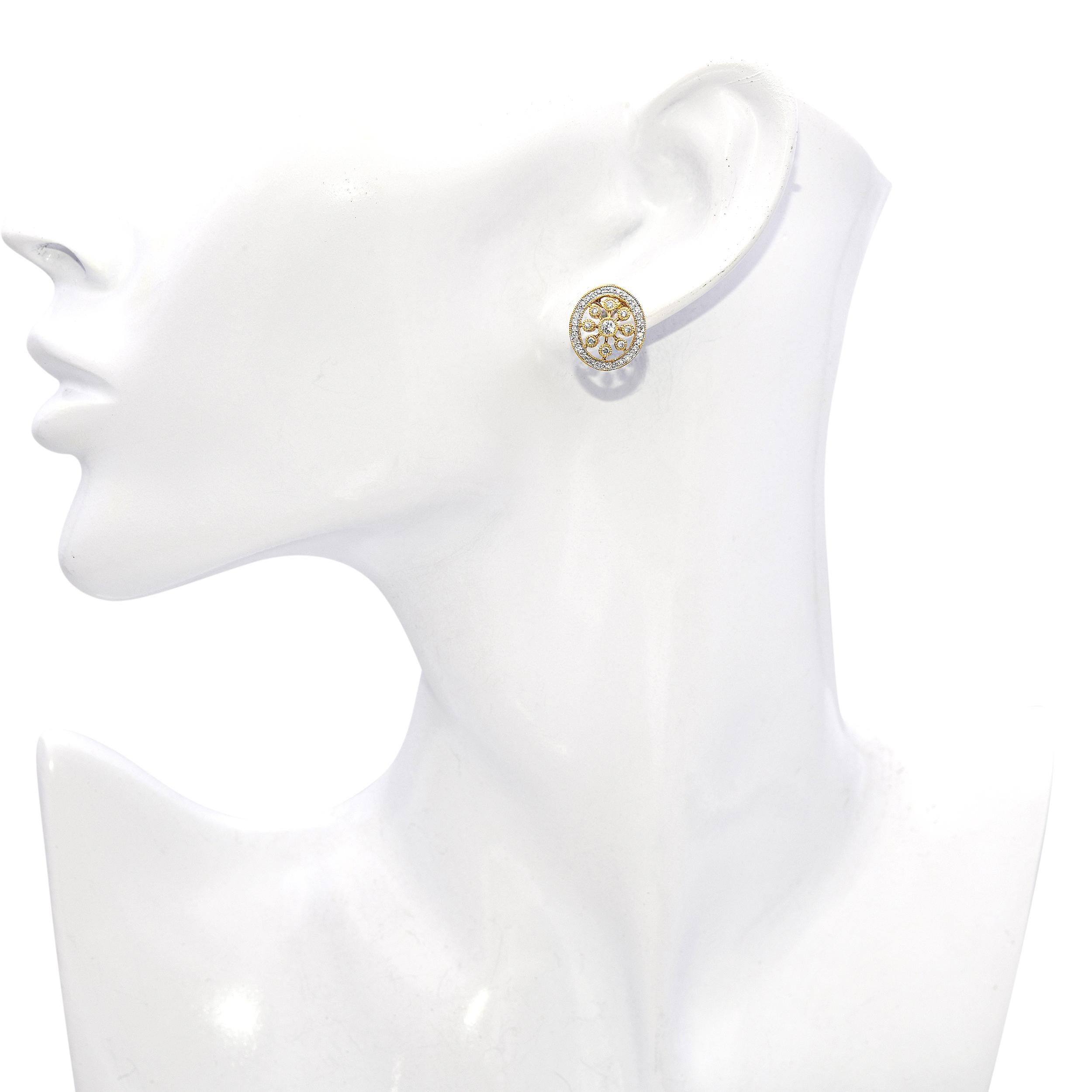 Taille ronde Boucles d'oreilles en or jaune 18k avec motif de diamants 1.01tcw en vente