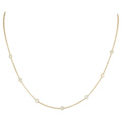 Collar de oro amarillo de 18 quilates con estación de diamantes de 1,05 ct ANK-20142-Y
