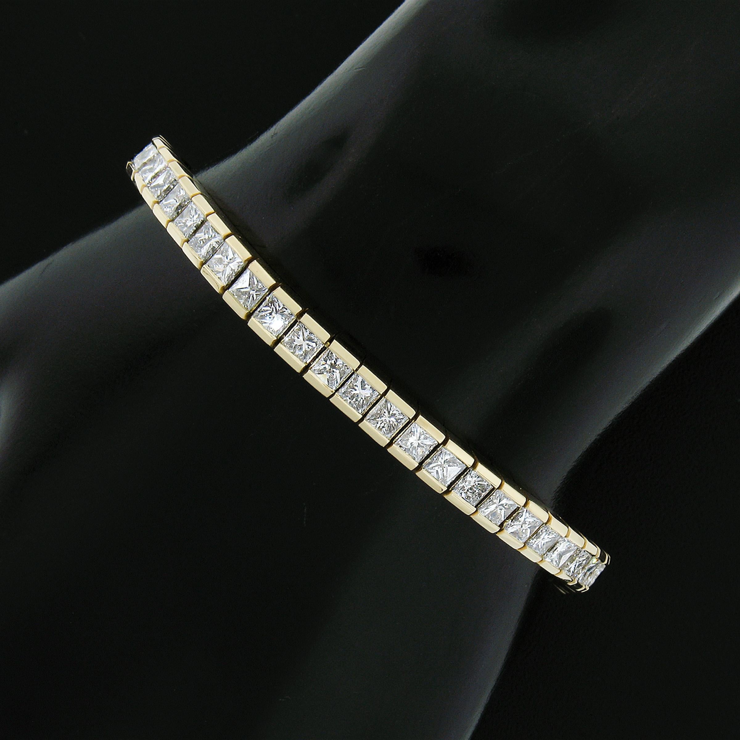 18 Karat Gelbgold 10,96 Karat Prinzessinnenschliff Diamant-Tennisarmband mit Kanalfassung (Carréschliff) im Angebot
