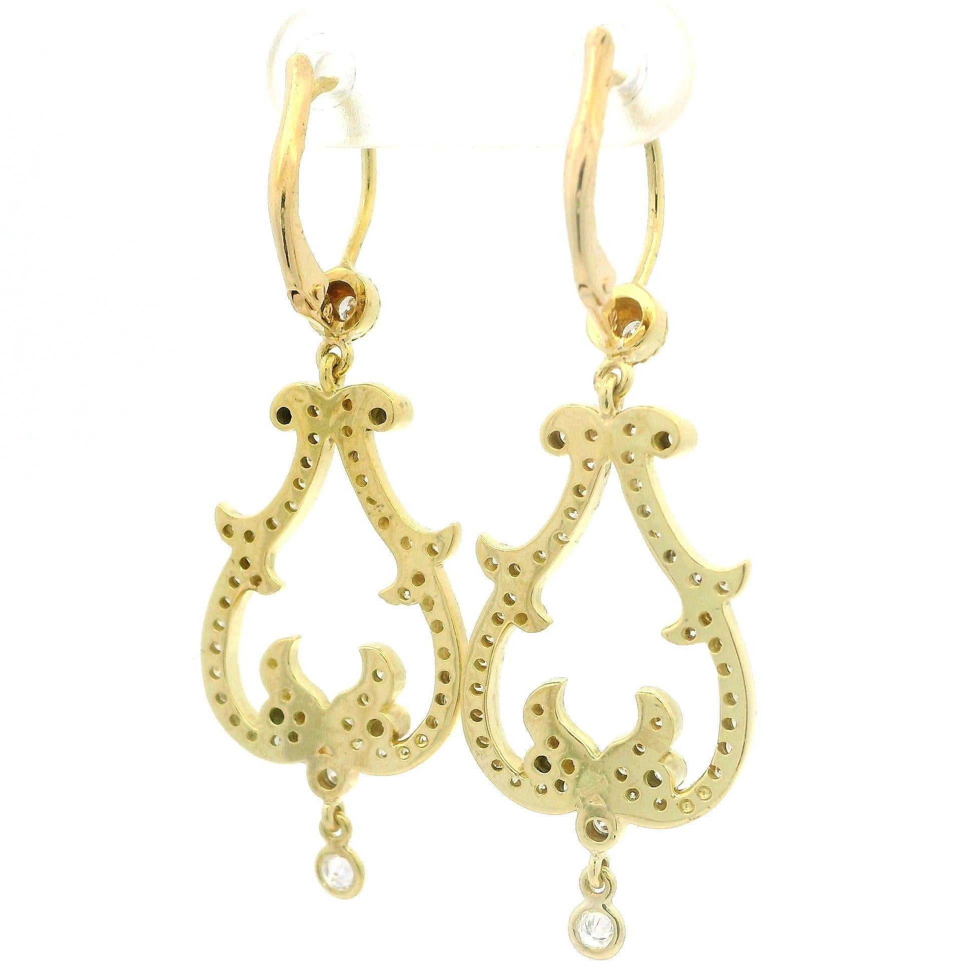 Taglio brillante Orecchini pendenti aperti in oro giallo 18k con diamanti da 1,15 carati e chiusura a leva in vendita