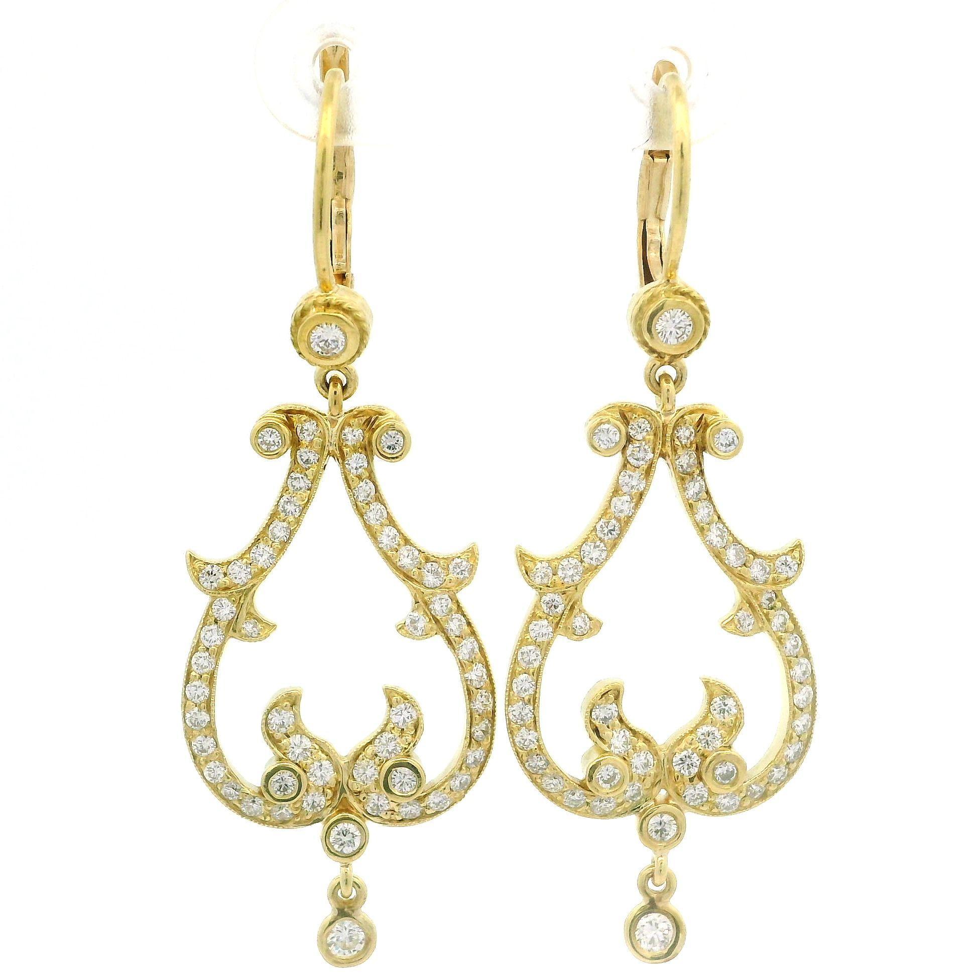 Orecchini pendenti aperti in oro giallo 18k con diamanti da 1,15 carati e chiusura a leva In condizioni ottime in vendita a Montclair, NJ