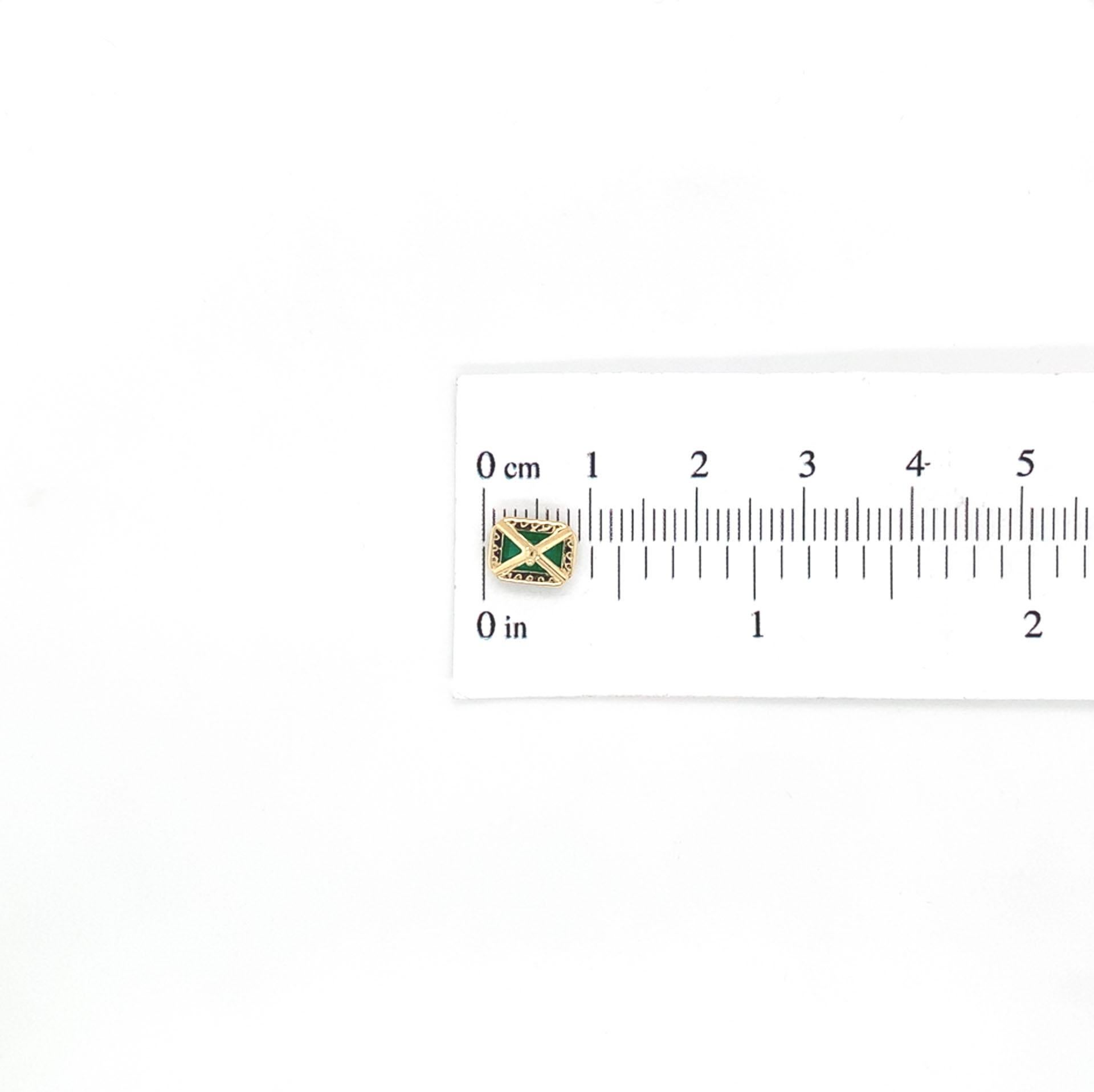 Women's 18K Yellow Gold 1.16cttw Fine Emerald and Diamond Stud Earrings For Sale
