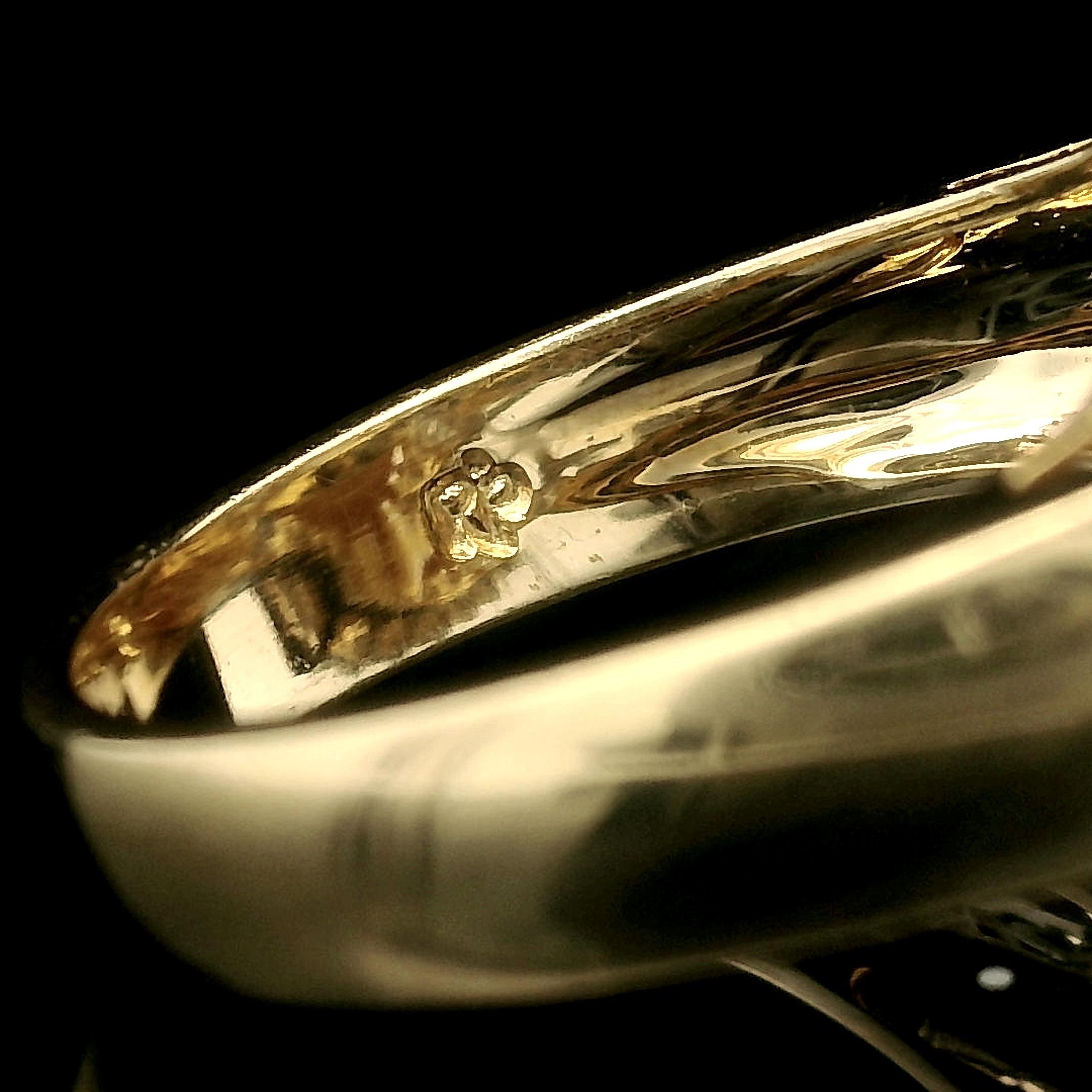Anillo de cóctel de oro amarillo de 18 quilates con perla dorada de 11,6 mm y halo de diamantes de 1,10 quilates en Excelente estado para la venta en Montclair, NJ