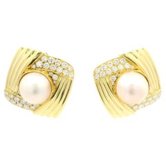 18k Gelbgold 11,6 mm Mabe Perle 1,85ctw Diamant Große Omega-Ohrringe mit Knopfleiste