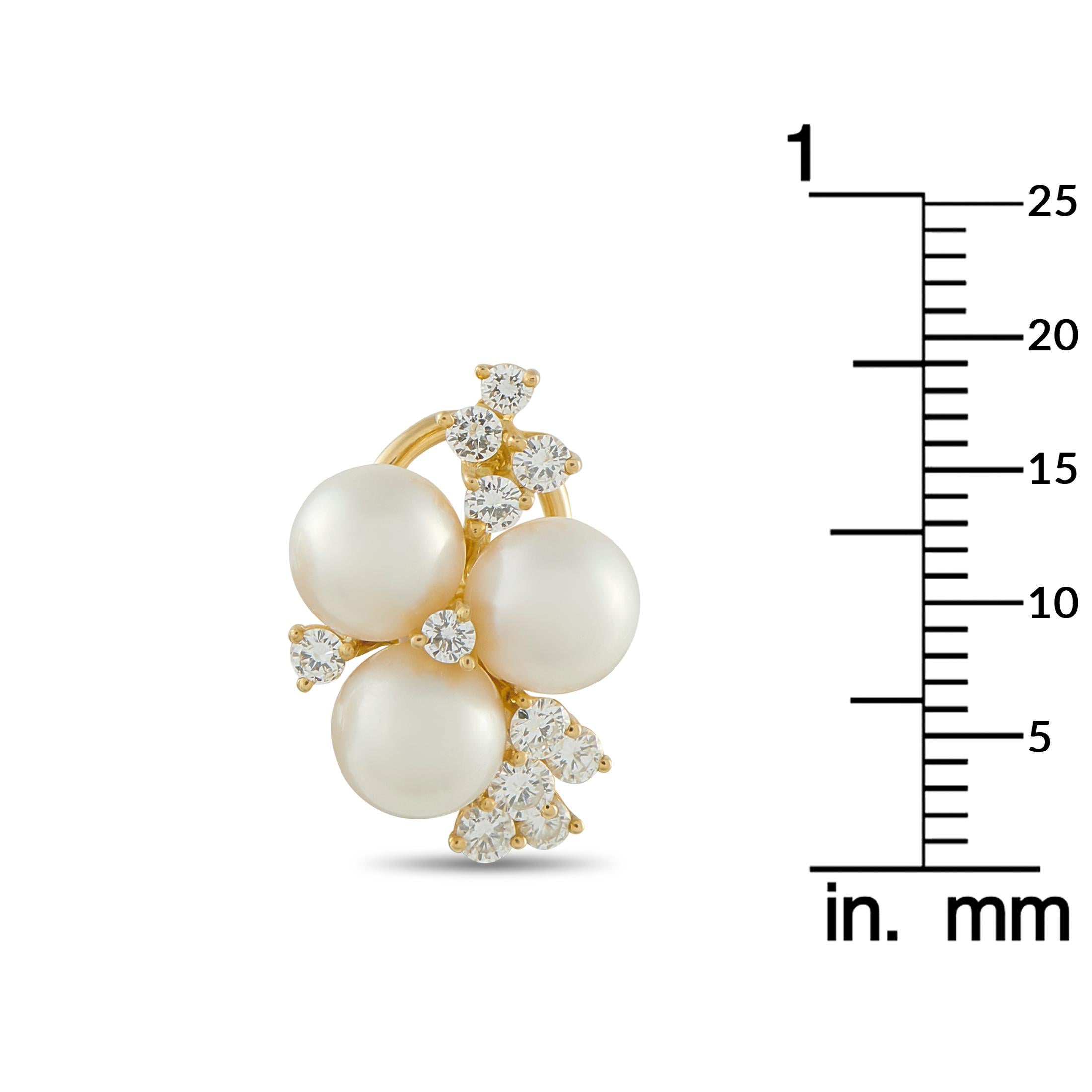 18K Yellow Gold 1.20ct Diamond and Pearl Earrings MF13-103125 In condizioni ottime in vendita a Southampton, PA