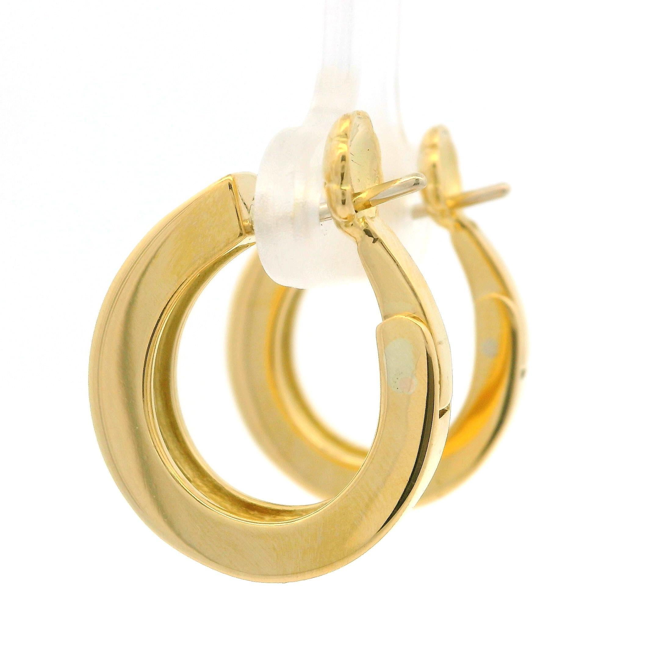 Orecchini a cerchio in oro giallo 18k con zaffiro e diamante da 1,22 ct. In condizioni ottime in vendita a Montclair, NJ