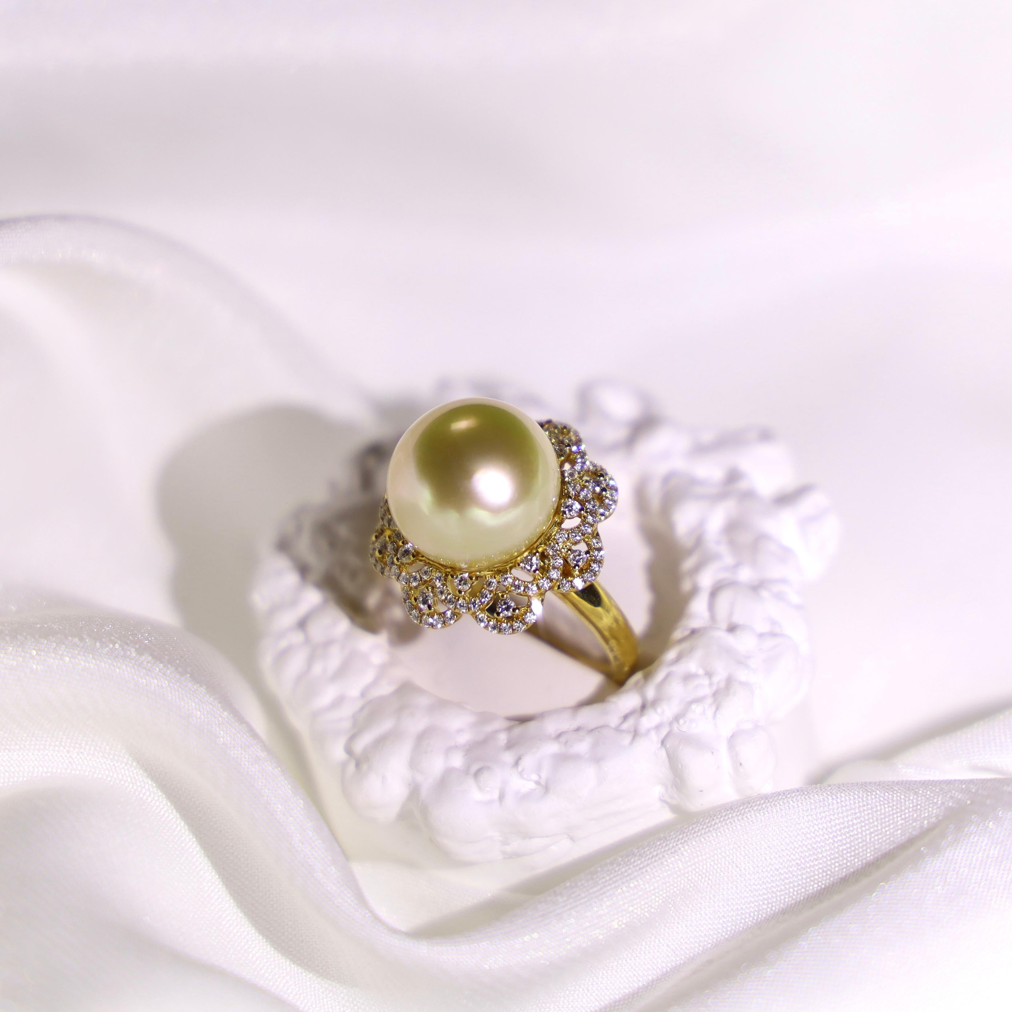Round Cut 18K Yellow Gold 12.5 mm South Sea Pearl Golden Pearl Ring with Diamonds For Sale