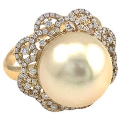 18 Karat Gelbgold 12,5 mm Südseeperlen-Goldperlenring mit Diamanten