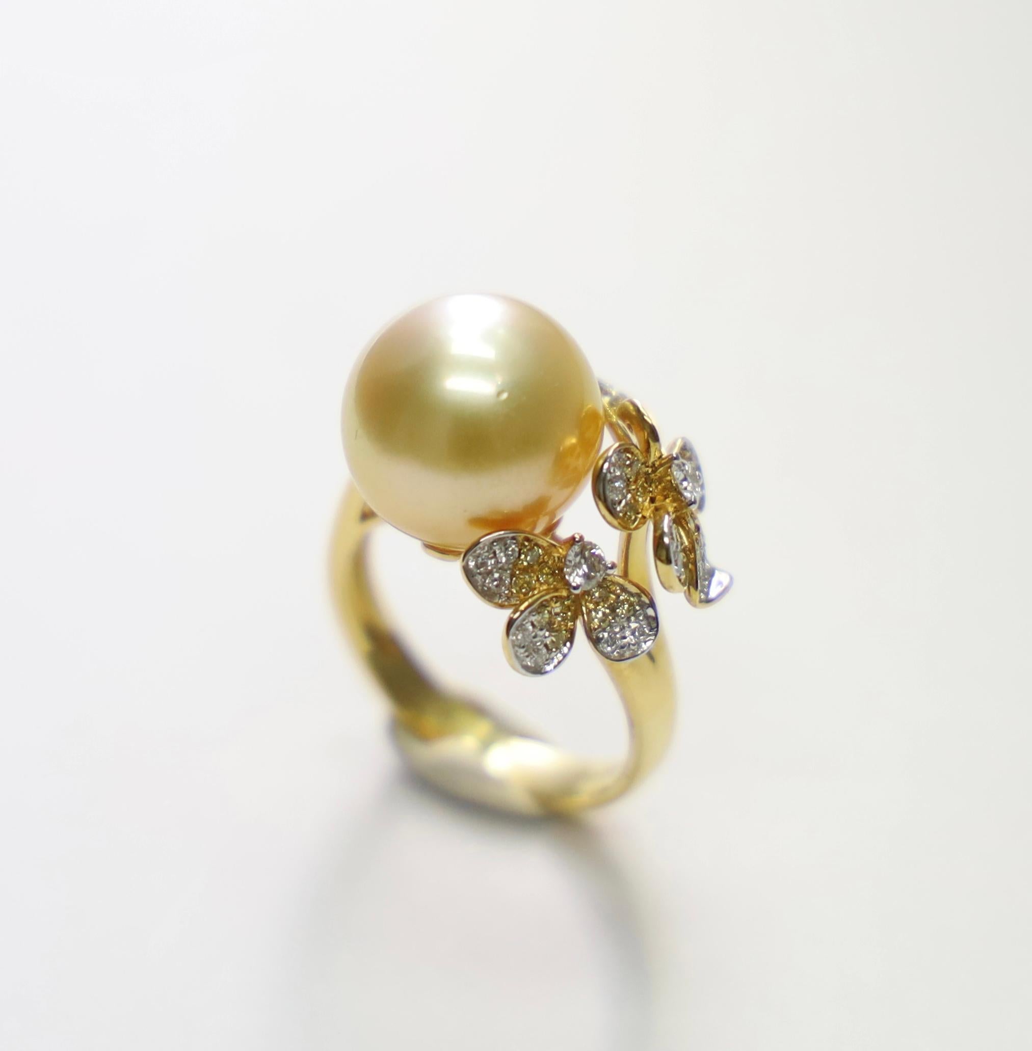 18 Karat Gelbgold 12,8 mm Südsee-Goldperlen-Verlobungsring mit Diamanten (Moderne) im Angebot