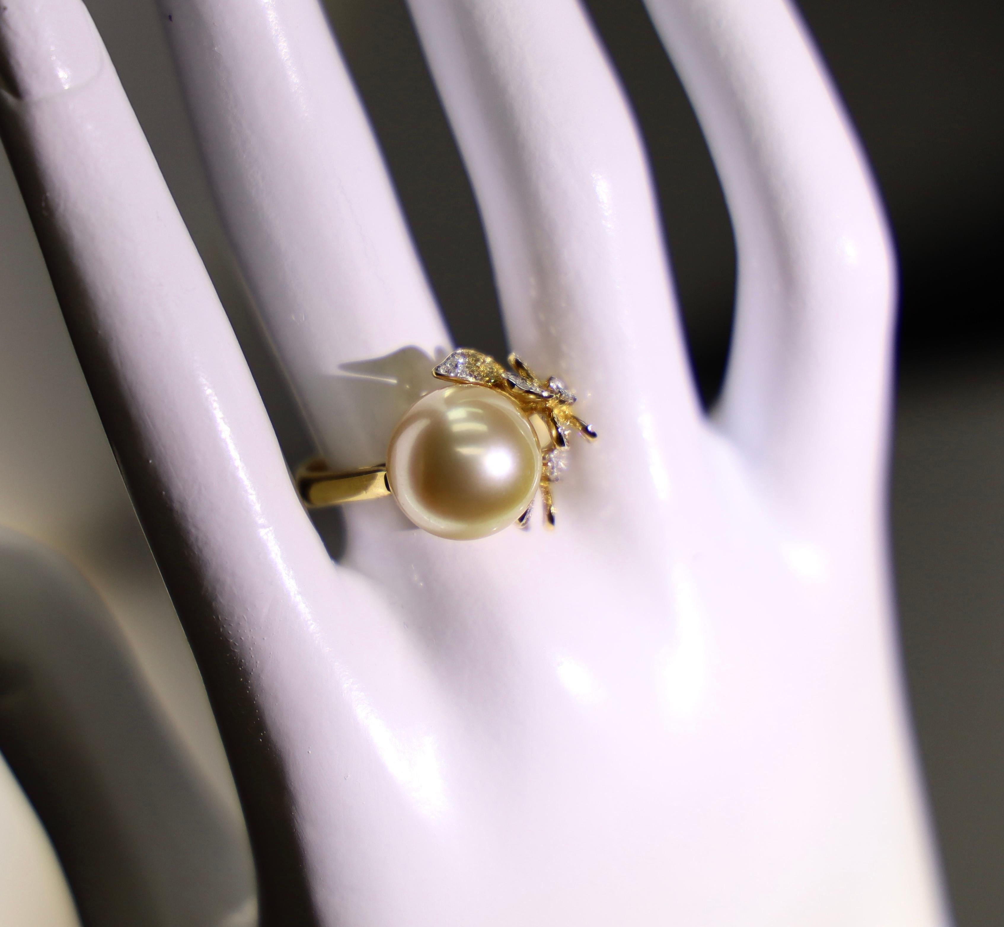 18 Karat Gelbgold 12,8 mm Südsee-Goldperlen-Verlobungsring mit Diamanten für Damen oder Herren im Angebot