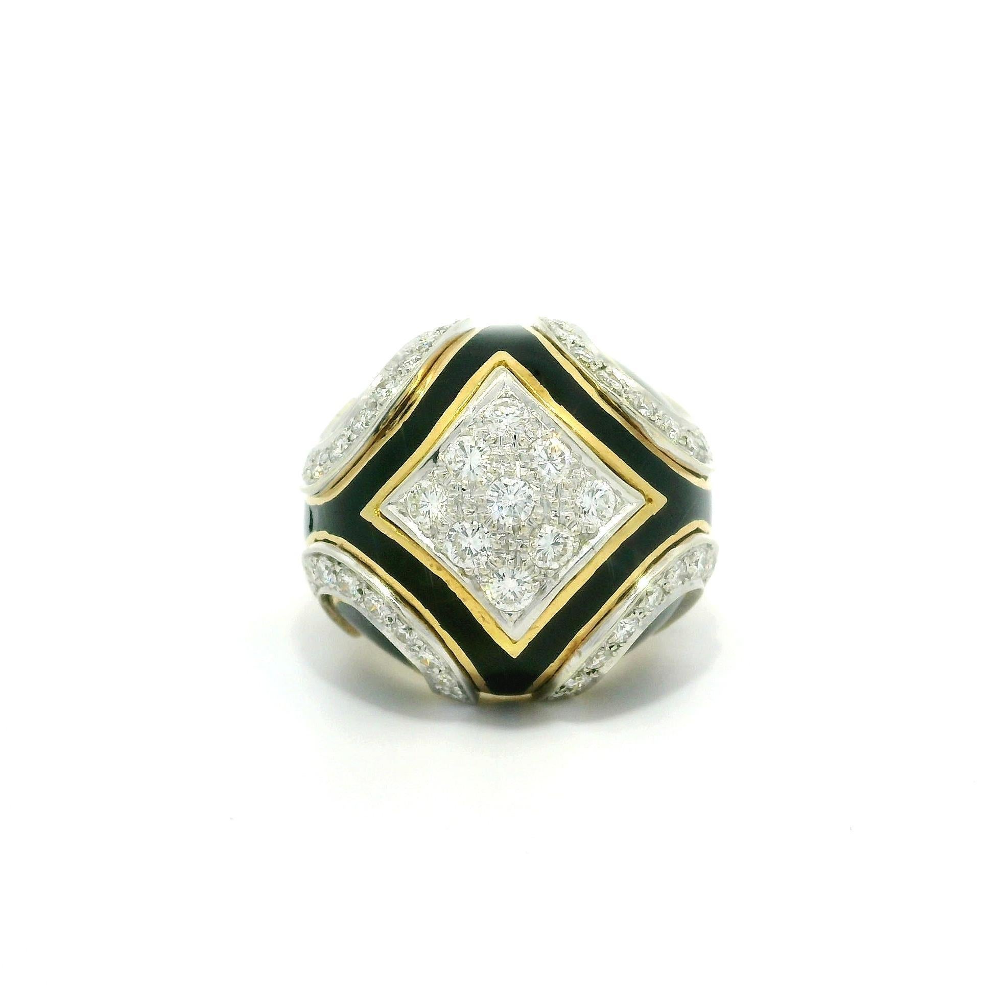 --Pietre: --
(53) Diamanti naturali autentici - Taglio rotondo brillante - Diamanti molto belli - Incastonati - Colore G-I - Purezza VS1/VS2
Peso totale in carati: 1,30 (circa)

Materiale: Oro giallo massiccio 18 carati con smalto nero
Peso: 20,82