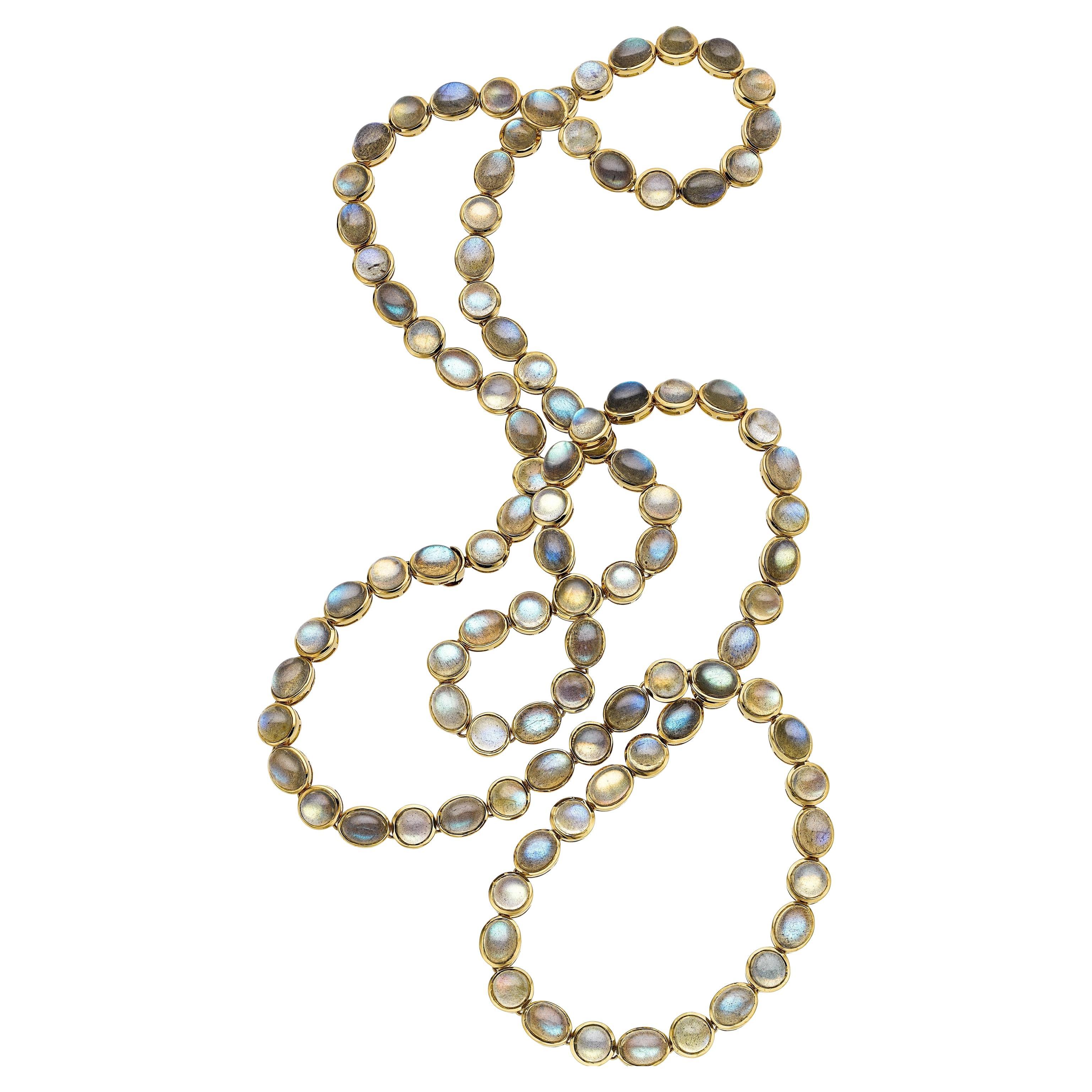 Collier à maillons en or jaune 18 carats avec cabochon de labradorite 131,55 carats, taille 36 en vente