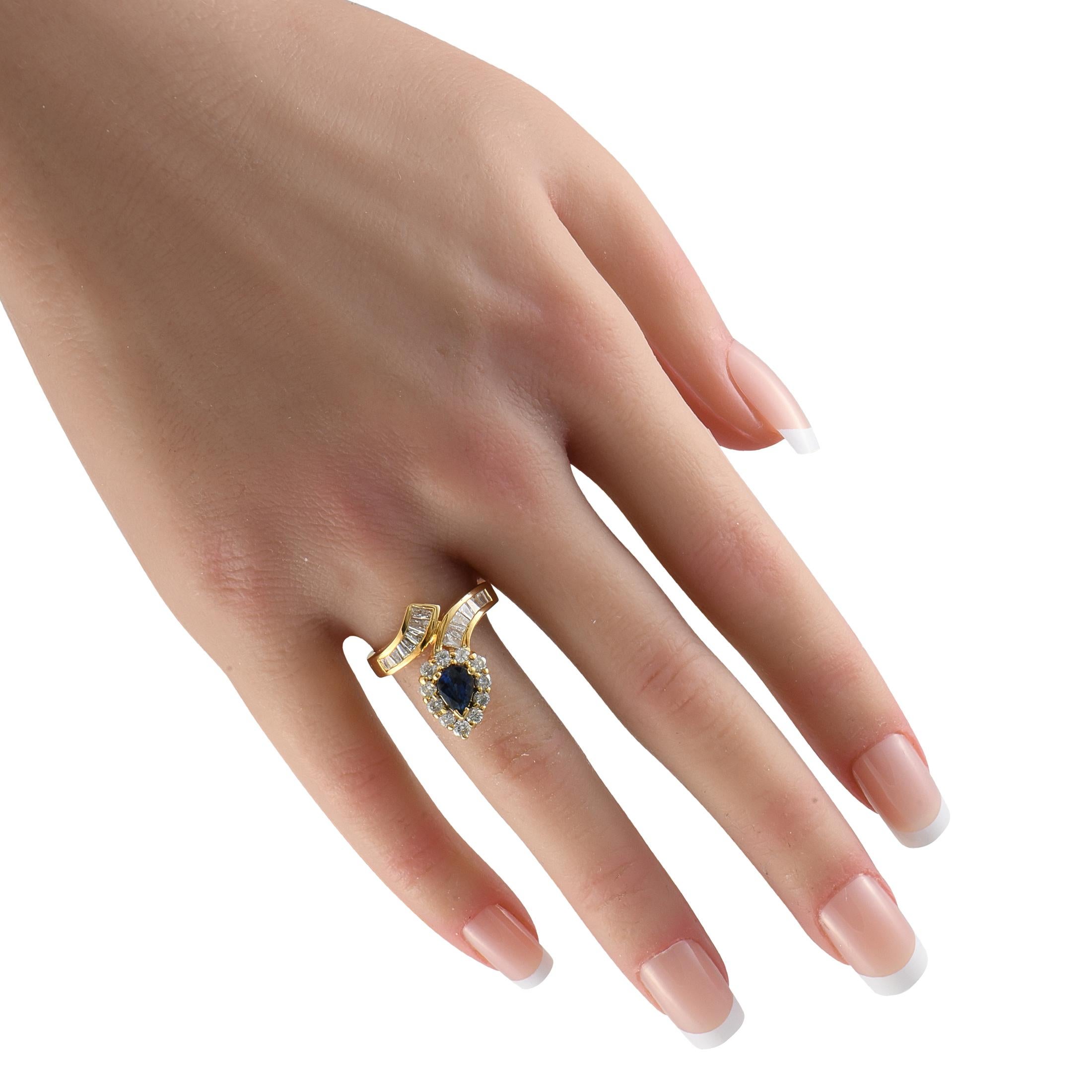 Round Cut 18K Yellow Gold 1.31ct Diamond and Sapphire Ring