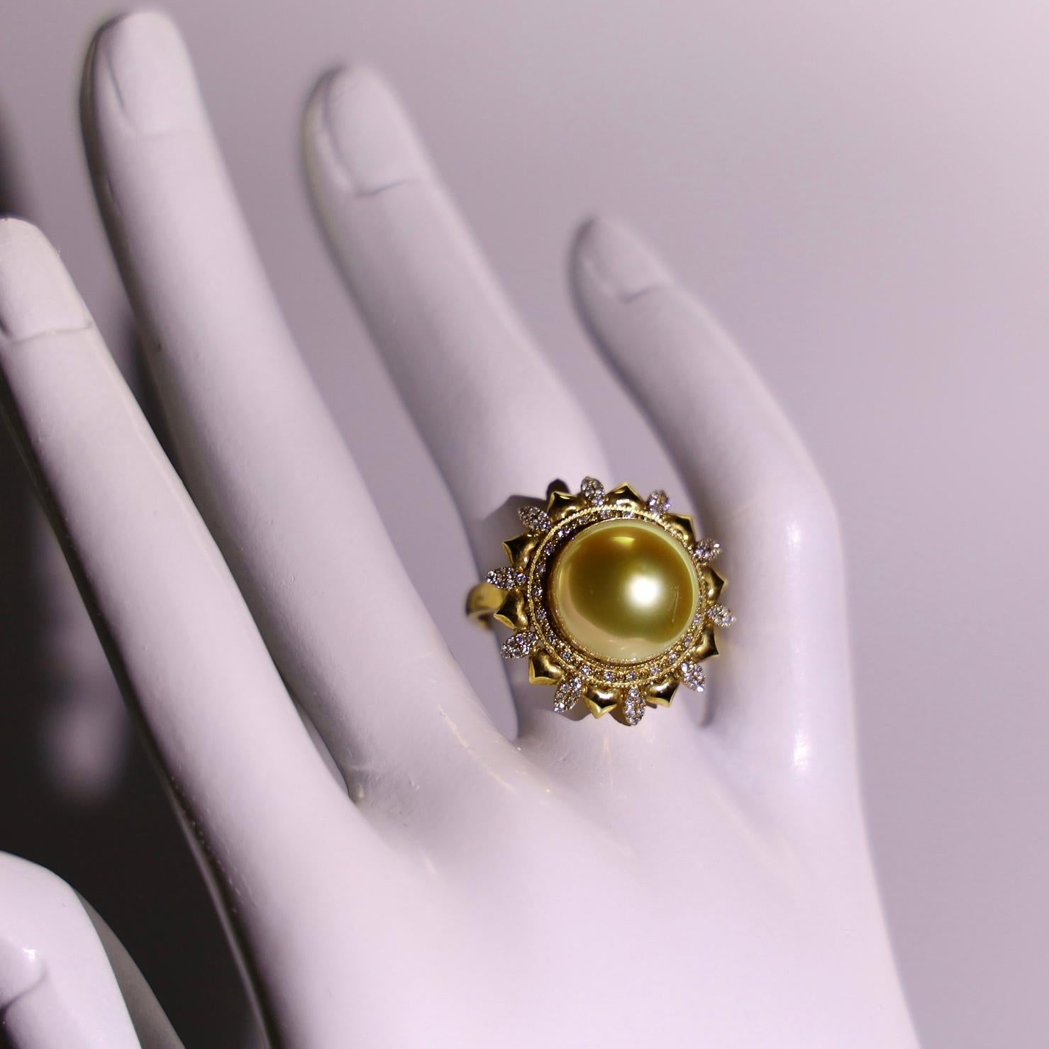 Women's or Men's 18K Yellow Gold 13mm South Sea Pearl Golden Pearl Ring with Diamonds For Sale