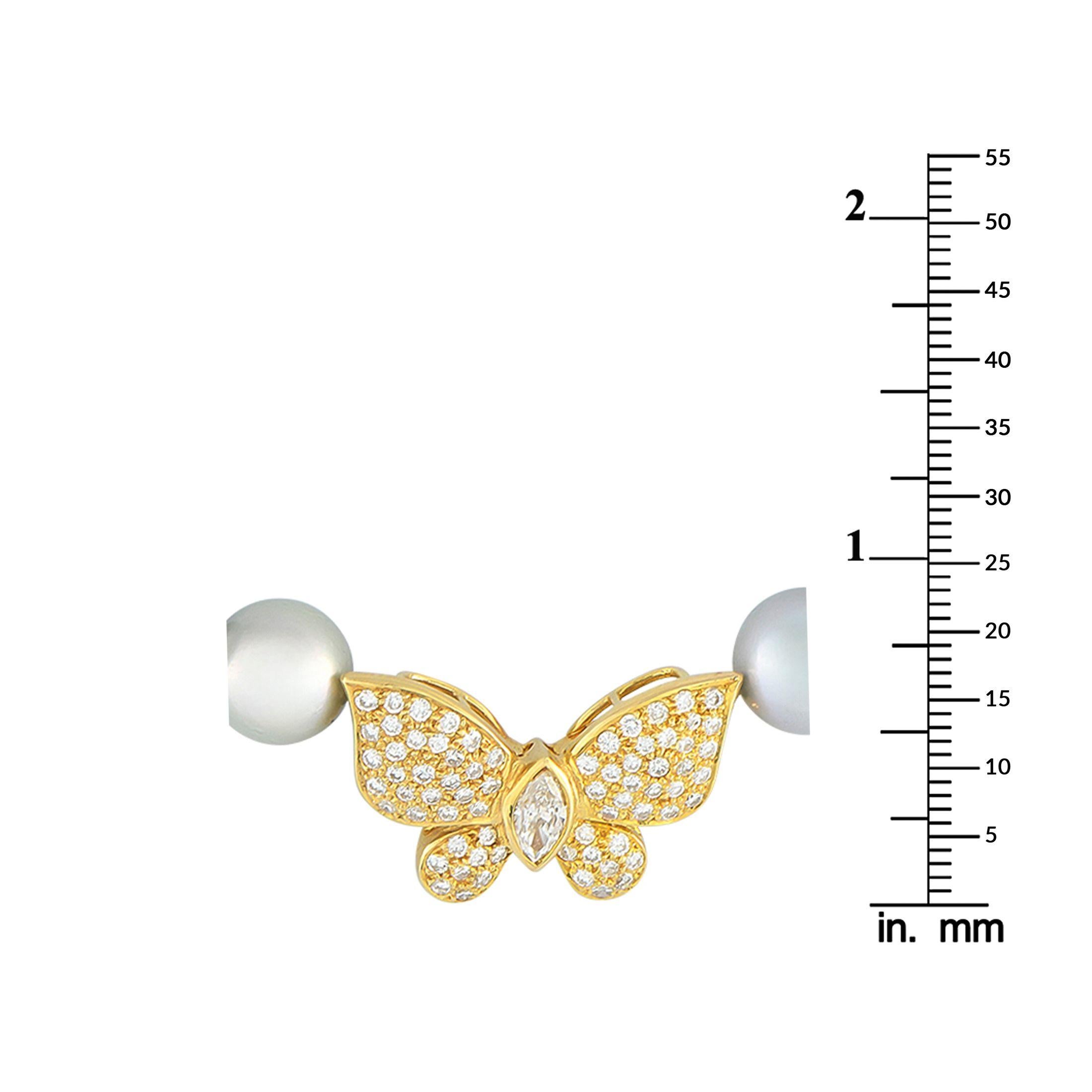 Taille ronde Collier broche papillon en or jaune 18 carats 1,47 ct de diamant et perle en vente