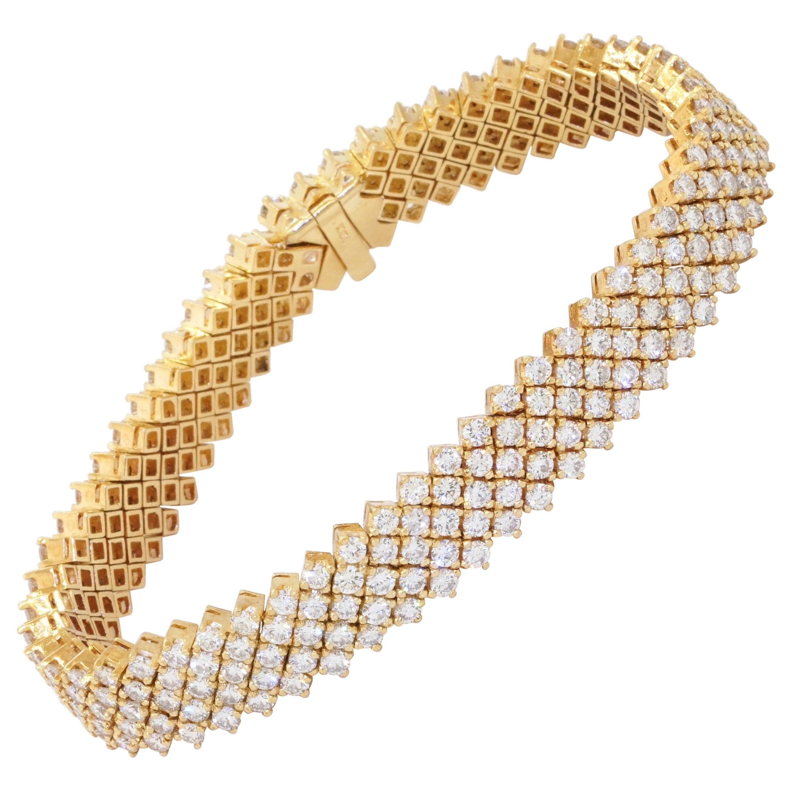 18k Yellow Gold 14ct VS Clarity Diamond Five Row Line Bracelet For Sale