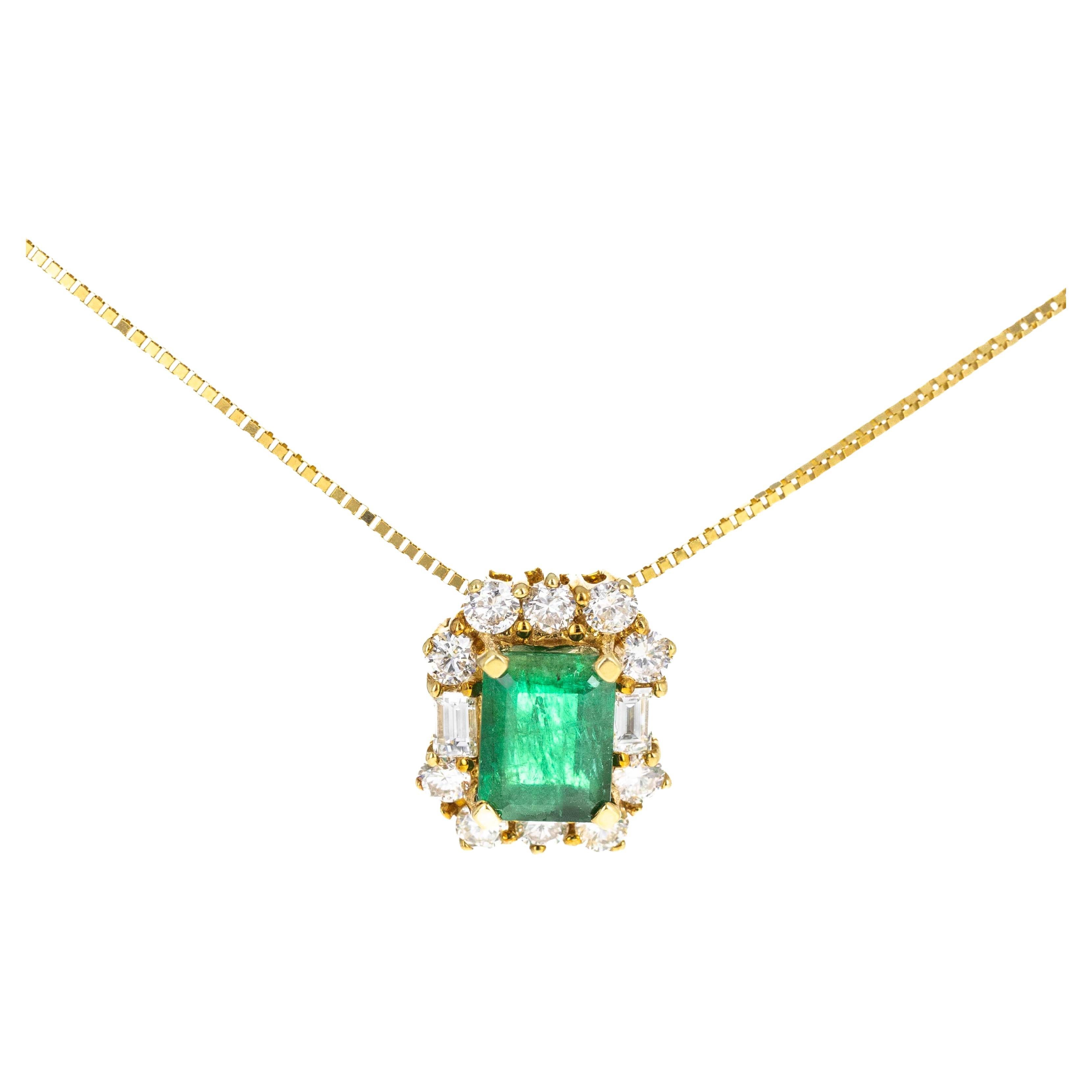 18K Yellow Gold 1.50 Carat Emerald Diamond Halo Pendant Necklace