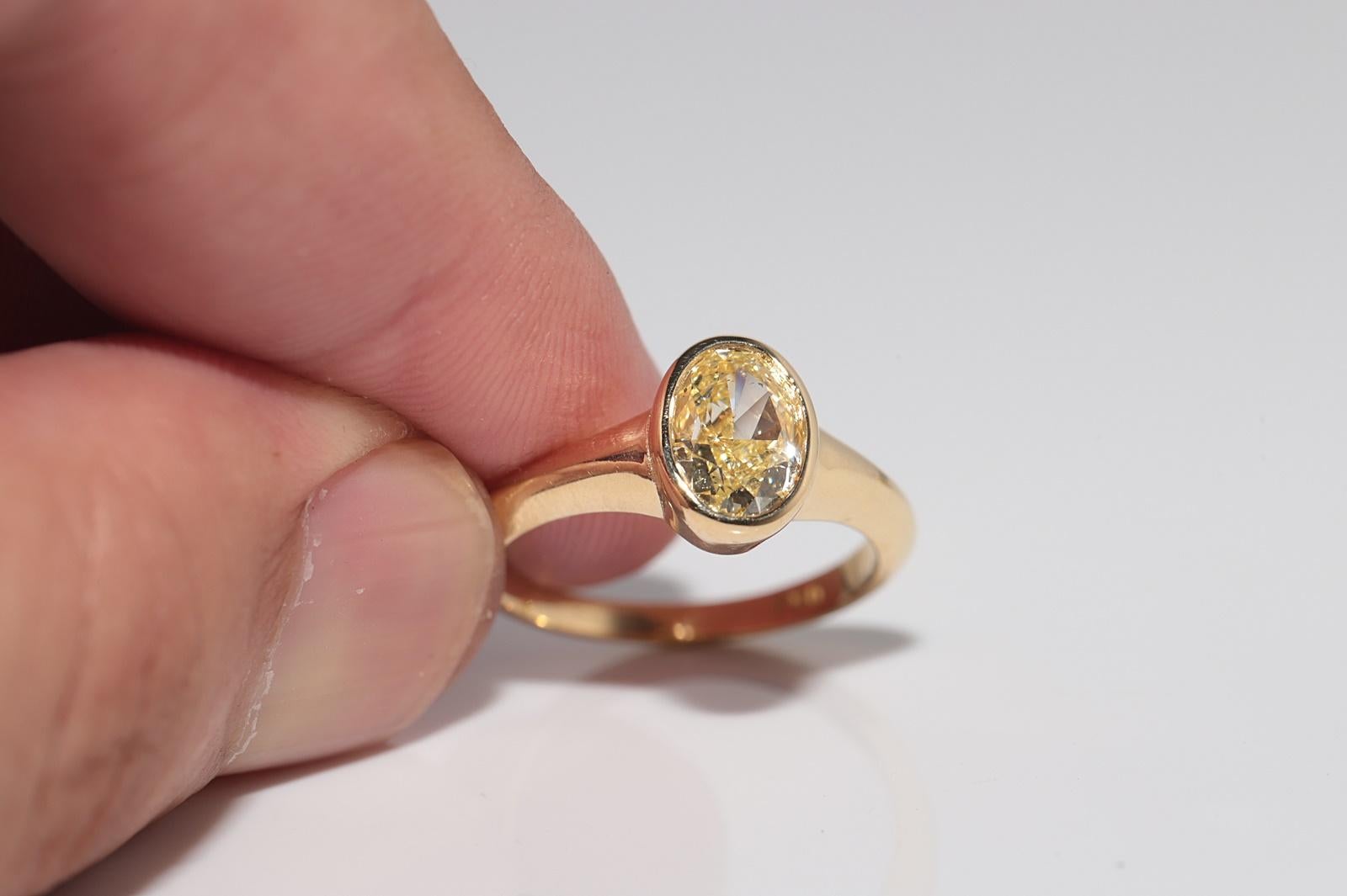Bague solitaire en or jaune 18k 1.51 ct Light Fancy Color Oval Cut certifiée GIA en vente 7