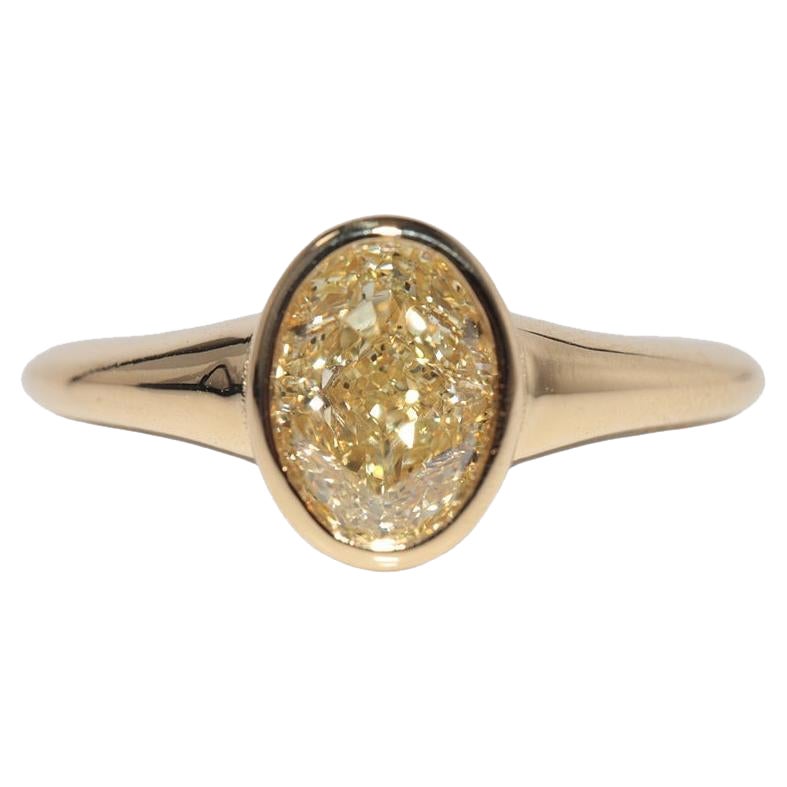 18k Gelbgold 1,51 ct Light Fancy Farbe Oval Cut GIA zertifiziert Solitär-Ring