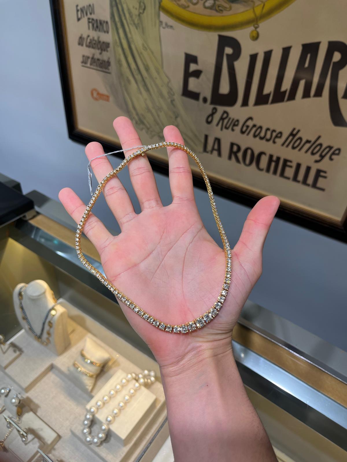 18k Yellow Gold 15.17 Carat Graduated Riviera Diamond Necklace For Sale 2