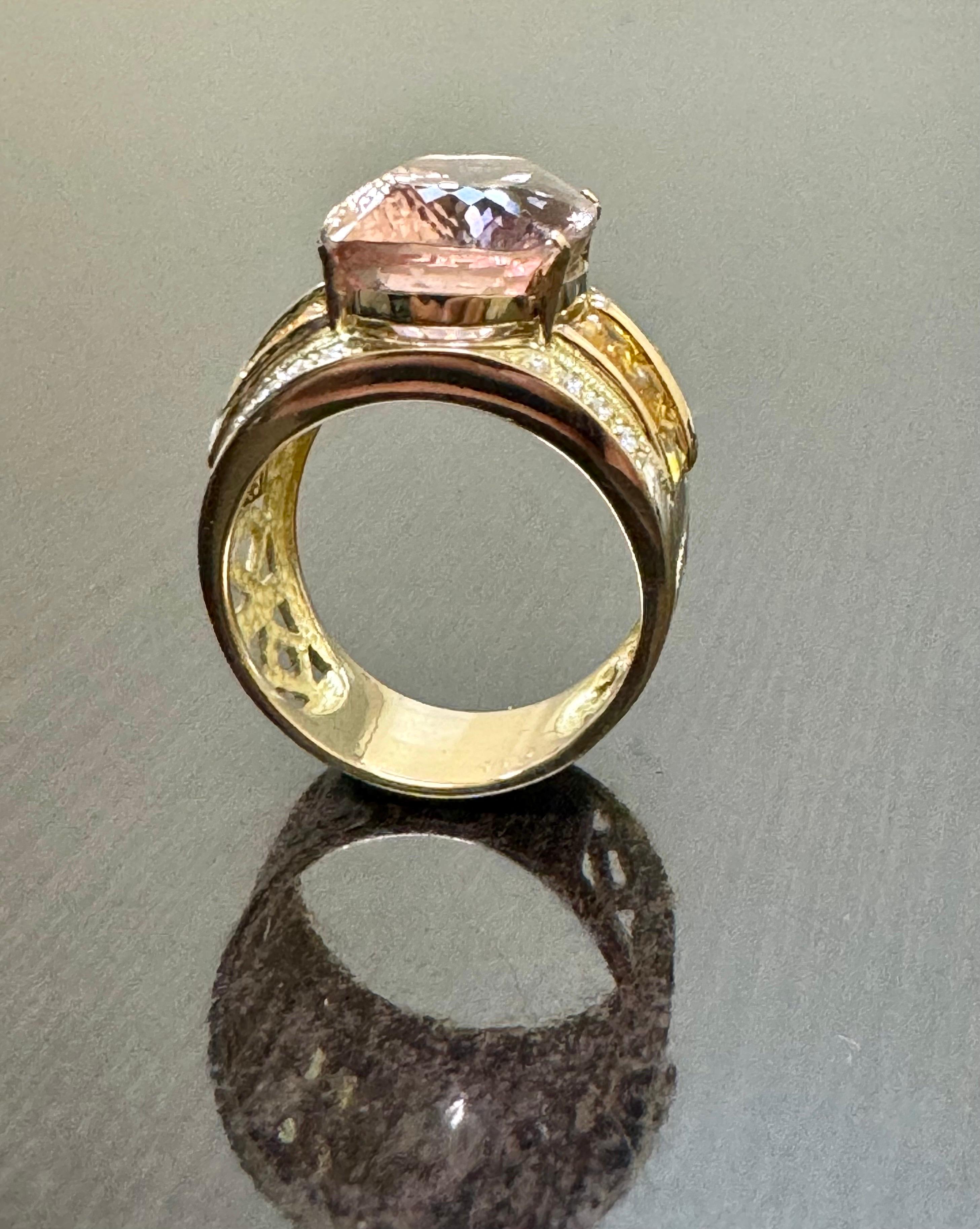 Anillo de cóctel Allison Kaufman de oro amarillo de 18 quilates y 15,60 quilates de Morganita talla cojín Moderno en venta