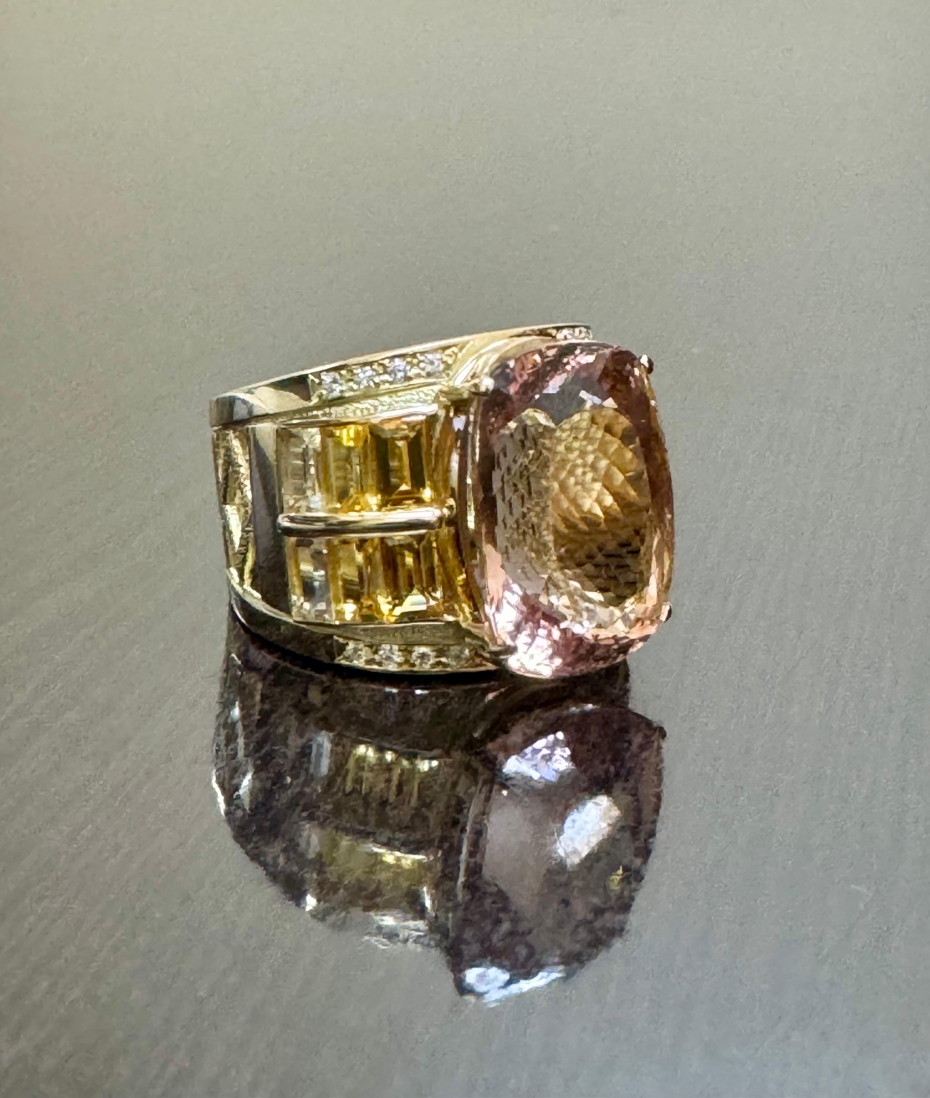 Anillo de cóctel Allison Kaufman de oro amarillo de 18 quilates y 15,60 quilates de Morganita talla cojín en venta 1