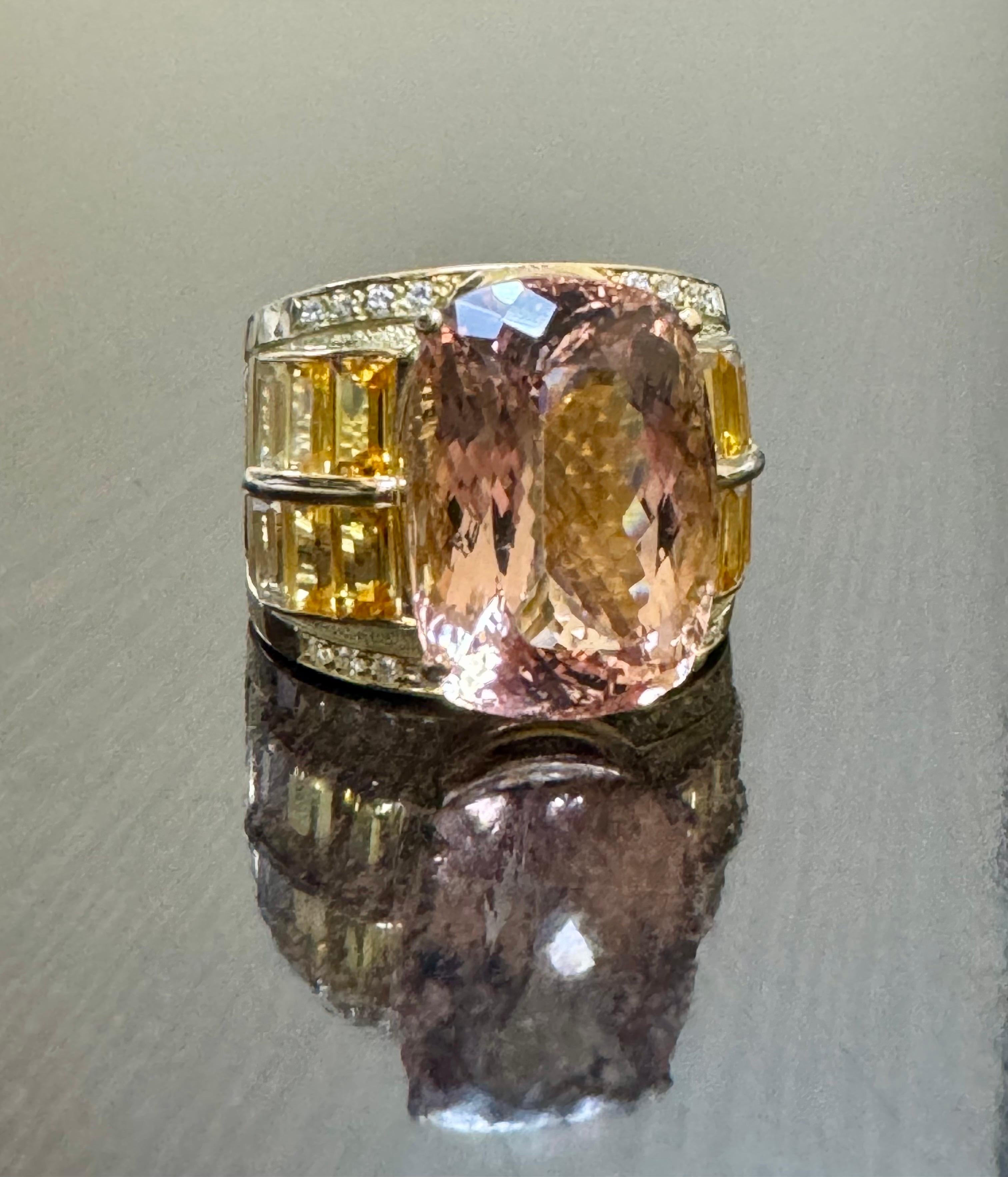 Anillo de cóctel Allison Kaufman de oro amarillo de 18 quilates y 15,60 quilates de Morganita talla cojín en venta 2