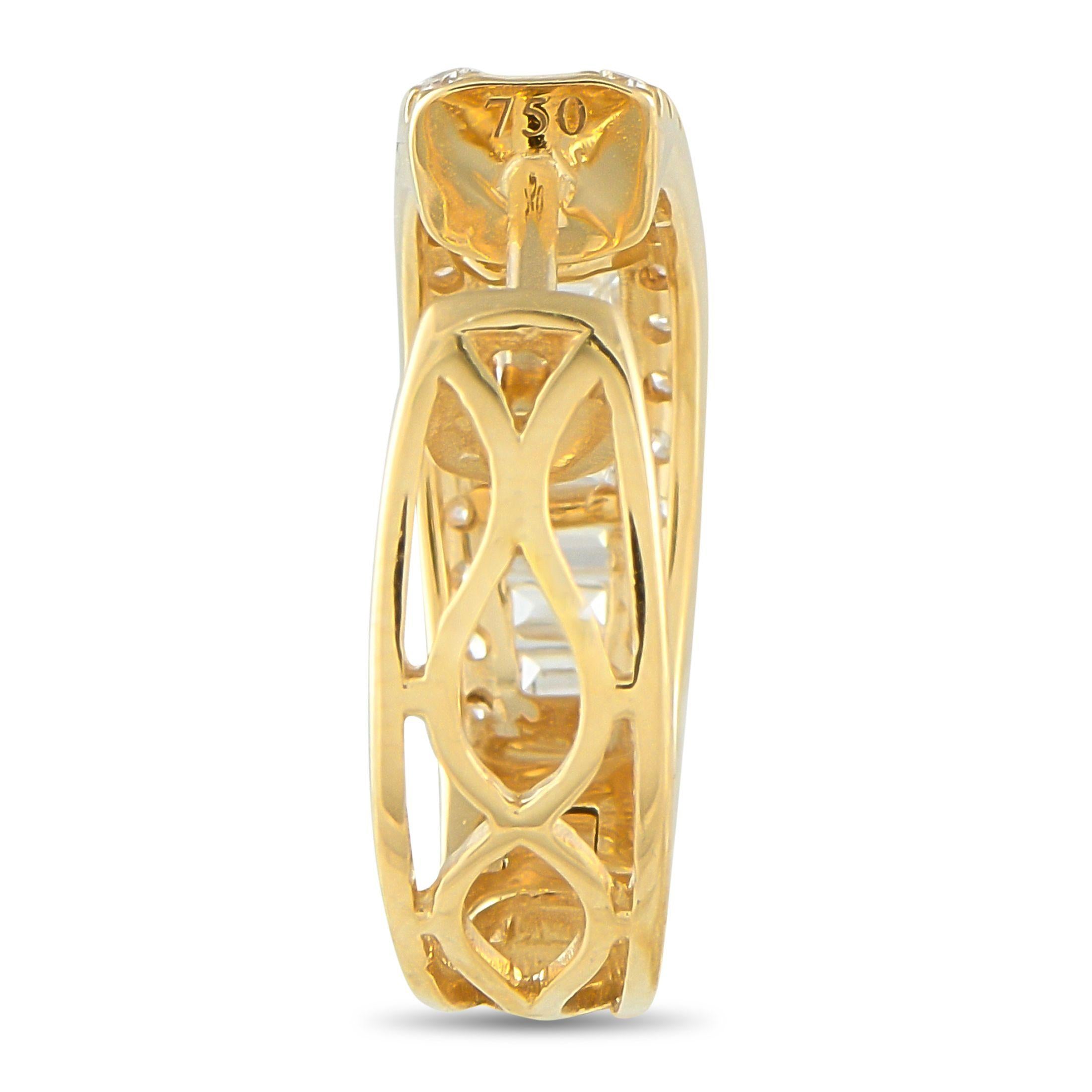 Taglio misto Orecchini in oro giallo 18 carati con diamante da 1,56 carati in vendita