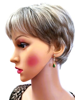 Pendientes de oro amarillo de 18 quilates con esmeralda de 1,6 quilates y diamantes de 0,11 quilates