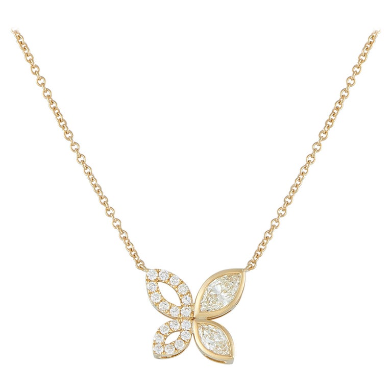 18K Yellow Gold 1.62ct Diamond Butterfly Necklace For Sale at 1stDibs