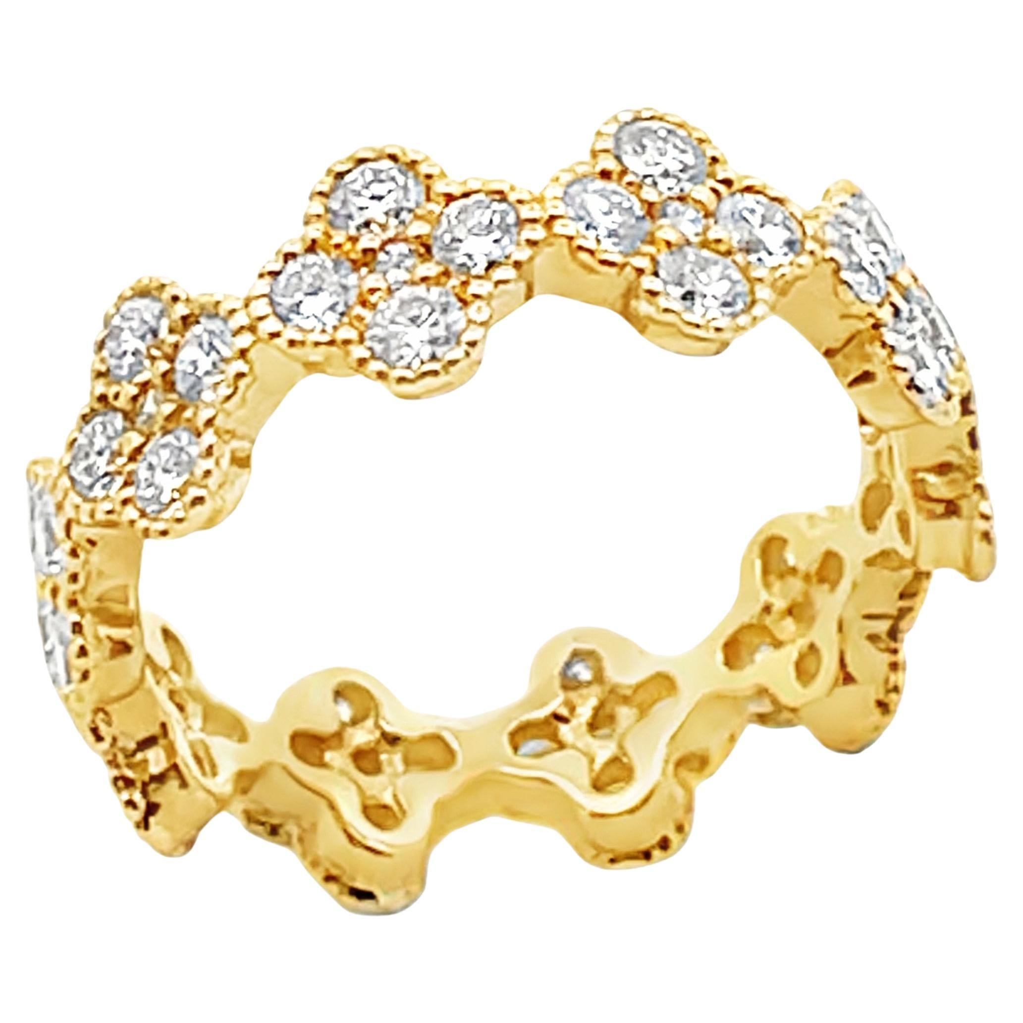 Anello di eternità a trifoglio ripetuto in oro giallo 18K con diamante da 1,67 carati in vendita