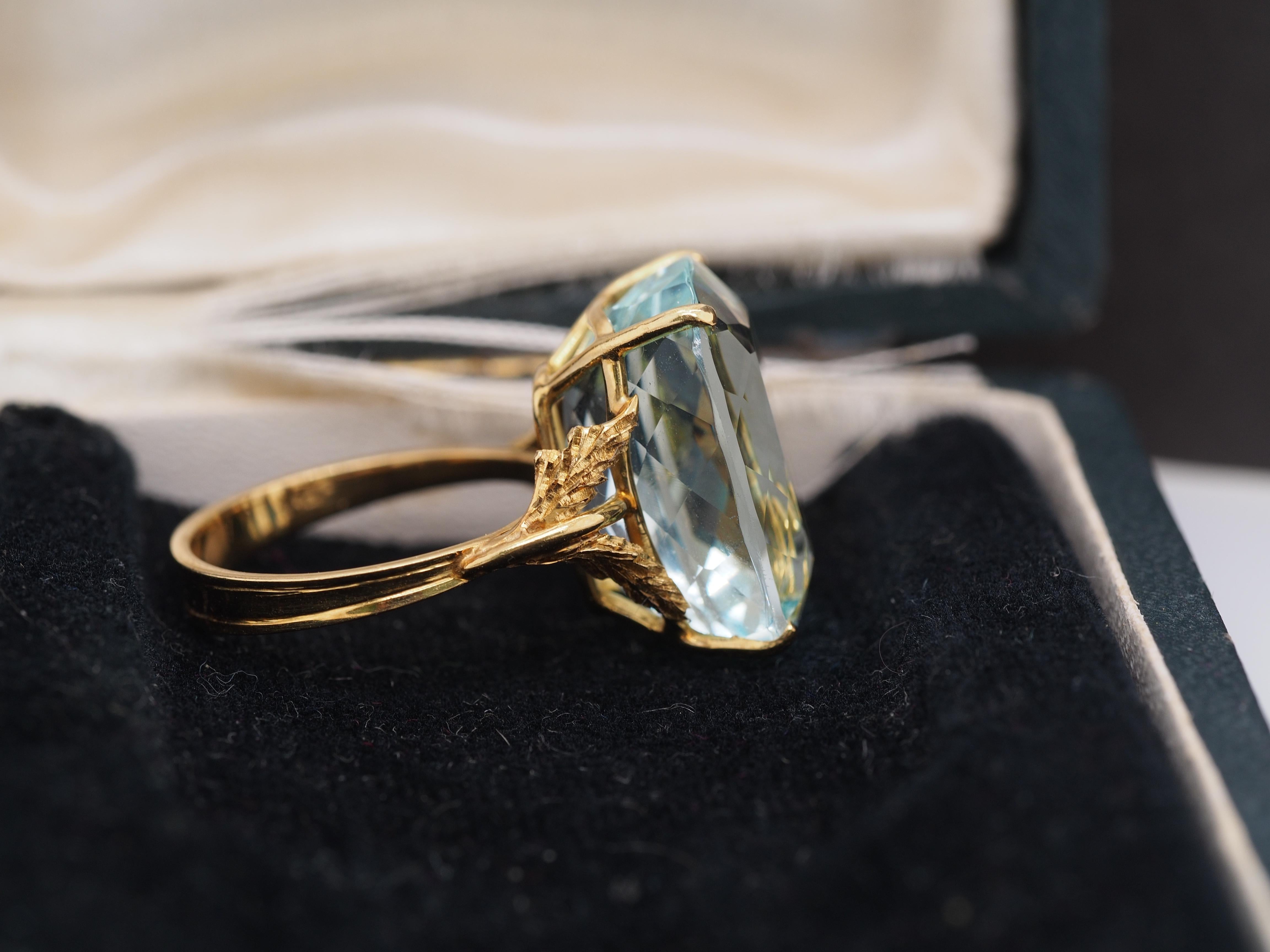 Old Mine Cut 18k Yellow Gold 17.00 Carat Aquamarine Ring with Gia Report For Sale