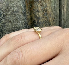 18k Yellow Gold 1.70ct Unique Rectangular Diamond East West Bezel Solitaire Ring