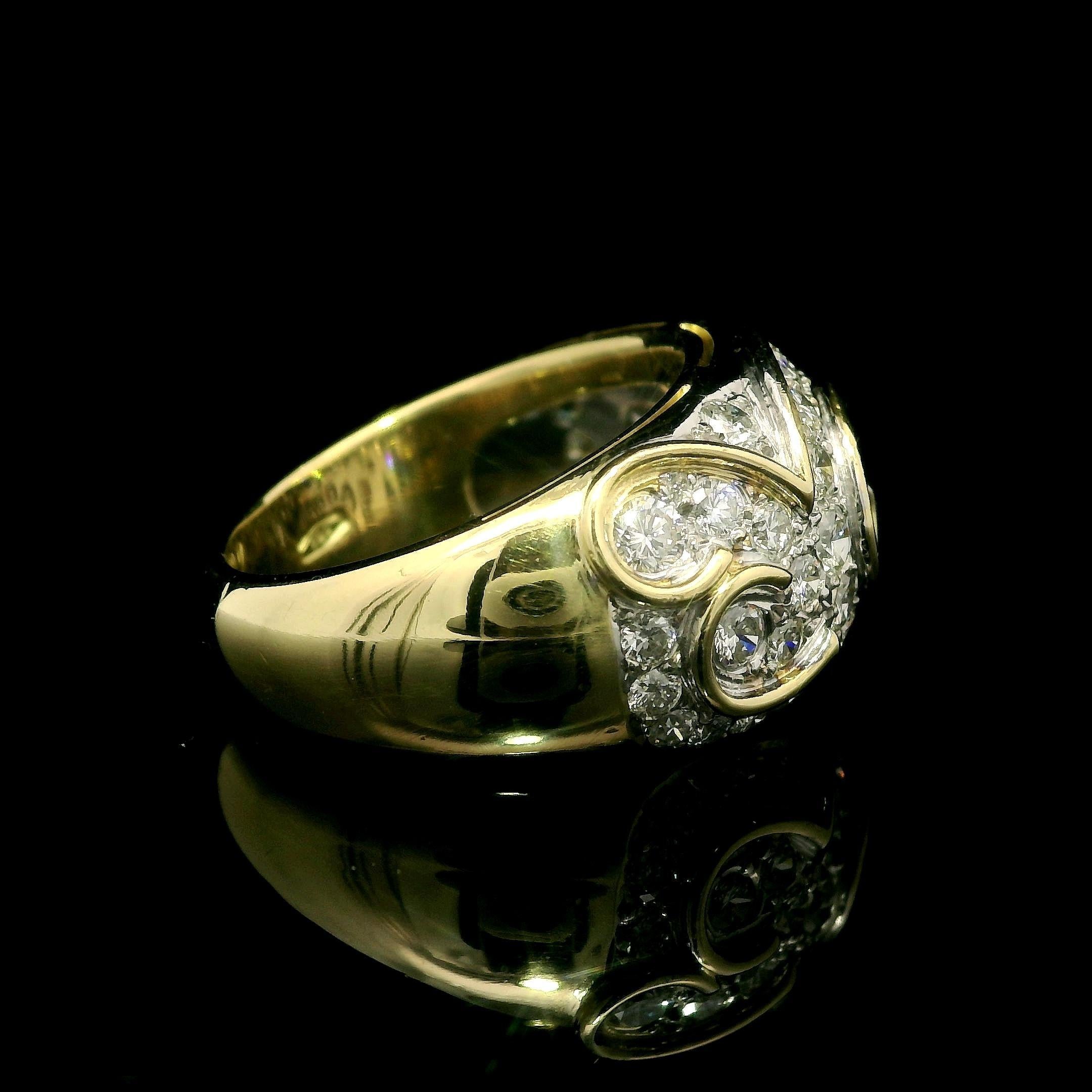 --Piedra(s):--
(41) Diamantes auténticos naturales - Talla brillante redonda - Engastados - Diamantes brillantes muy ardientes - Bonito color blanco - Claridad VS2-I1 - 1,75ctw (aprox.)

Material: Oro amarillo macizo de 18 quilates
Peso: 13.80