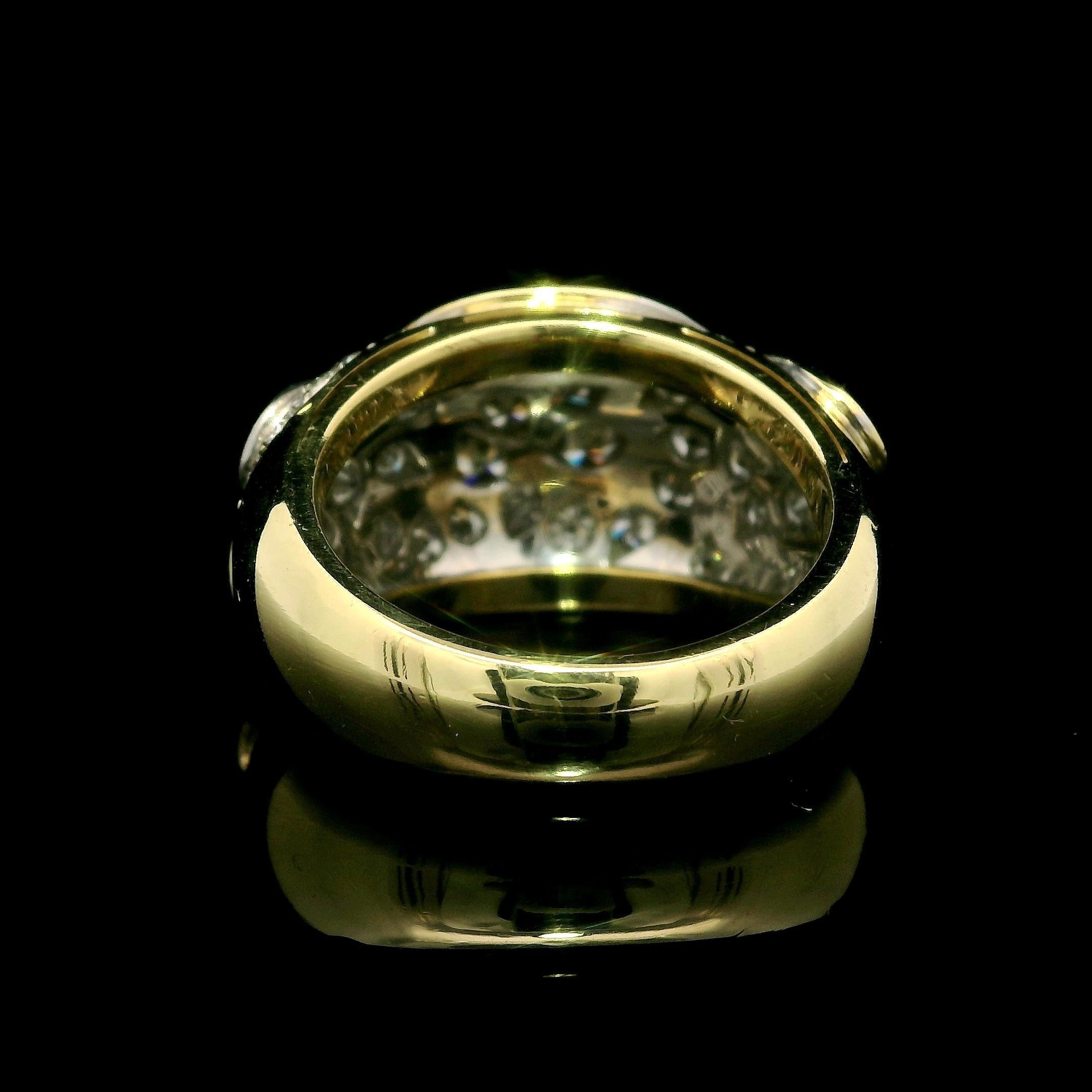 Anillo de oro amarillo de 18 quilates de 1,75 quilates de diamantes brillantes con pavé, con cúpula en forma de nube y remolino ancho en venta 2
