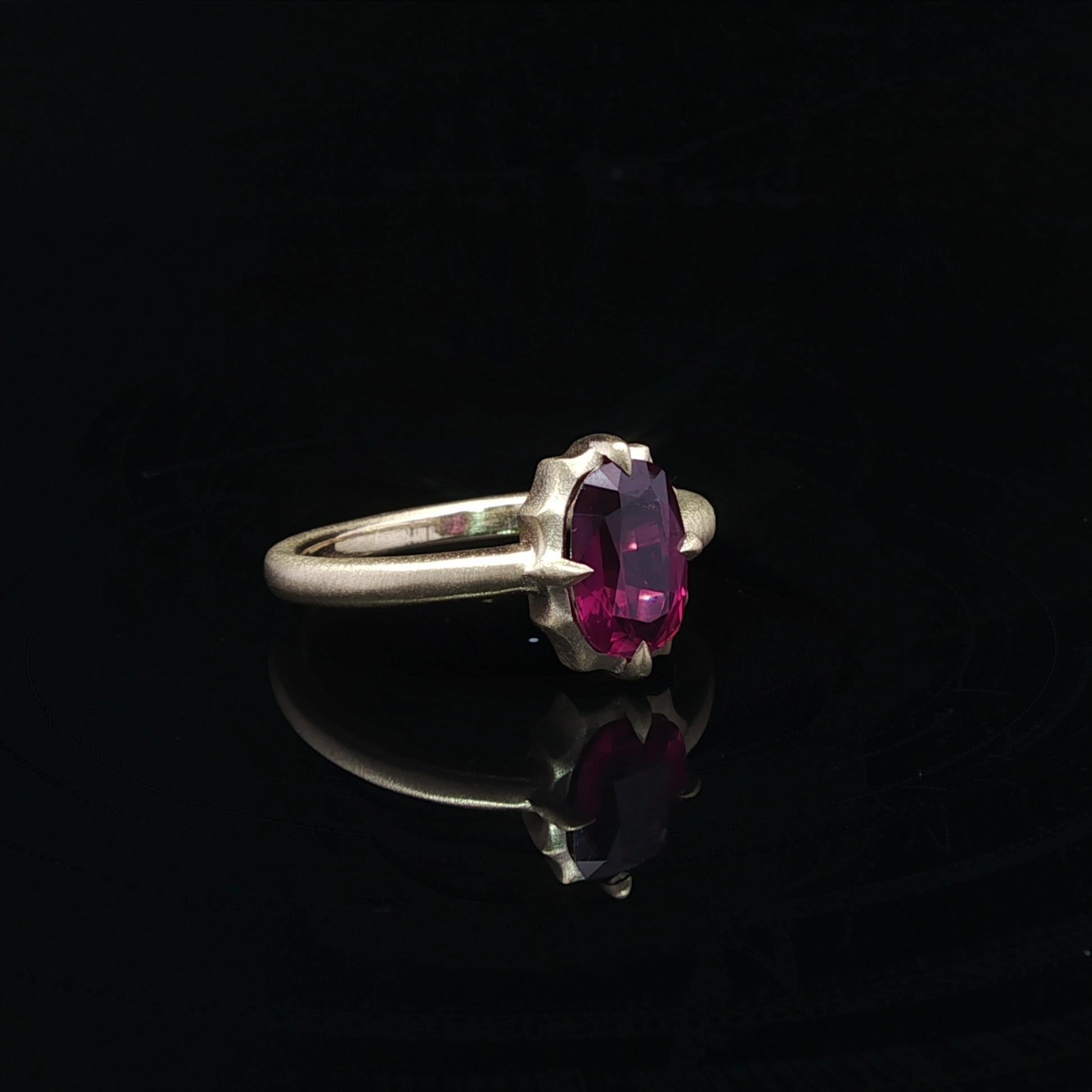 18k Yellow Gold 1.76ct GIA No Heat Cushion Ruby Solitaire Scalloped Matte Ring For Sale 4