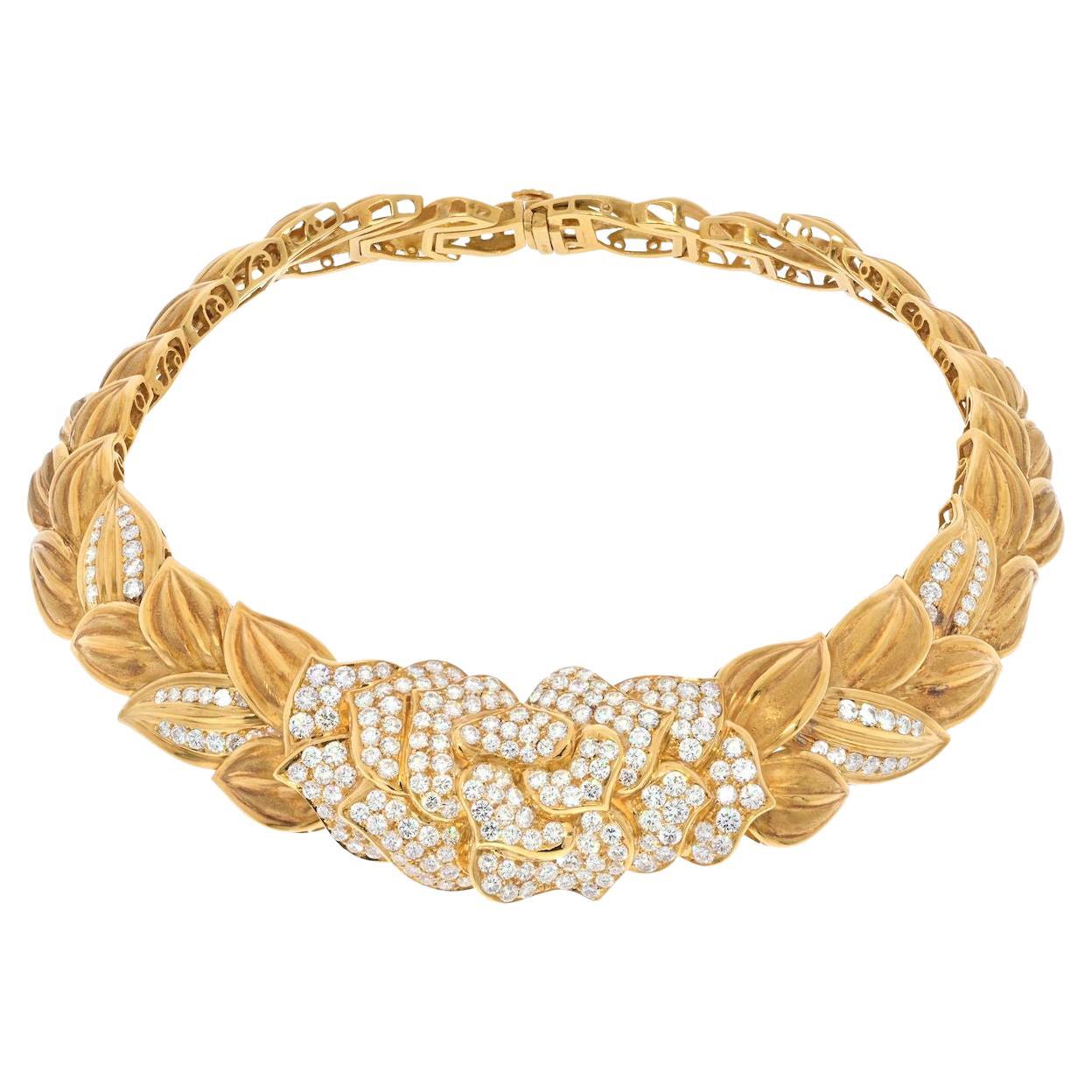 18K Yellow Gold 18.00cts Blooming Flower Diamond Collar Necklace