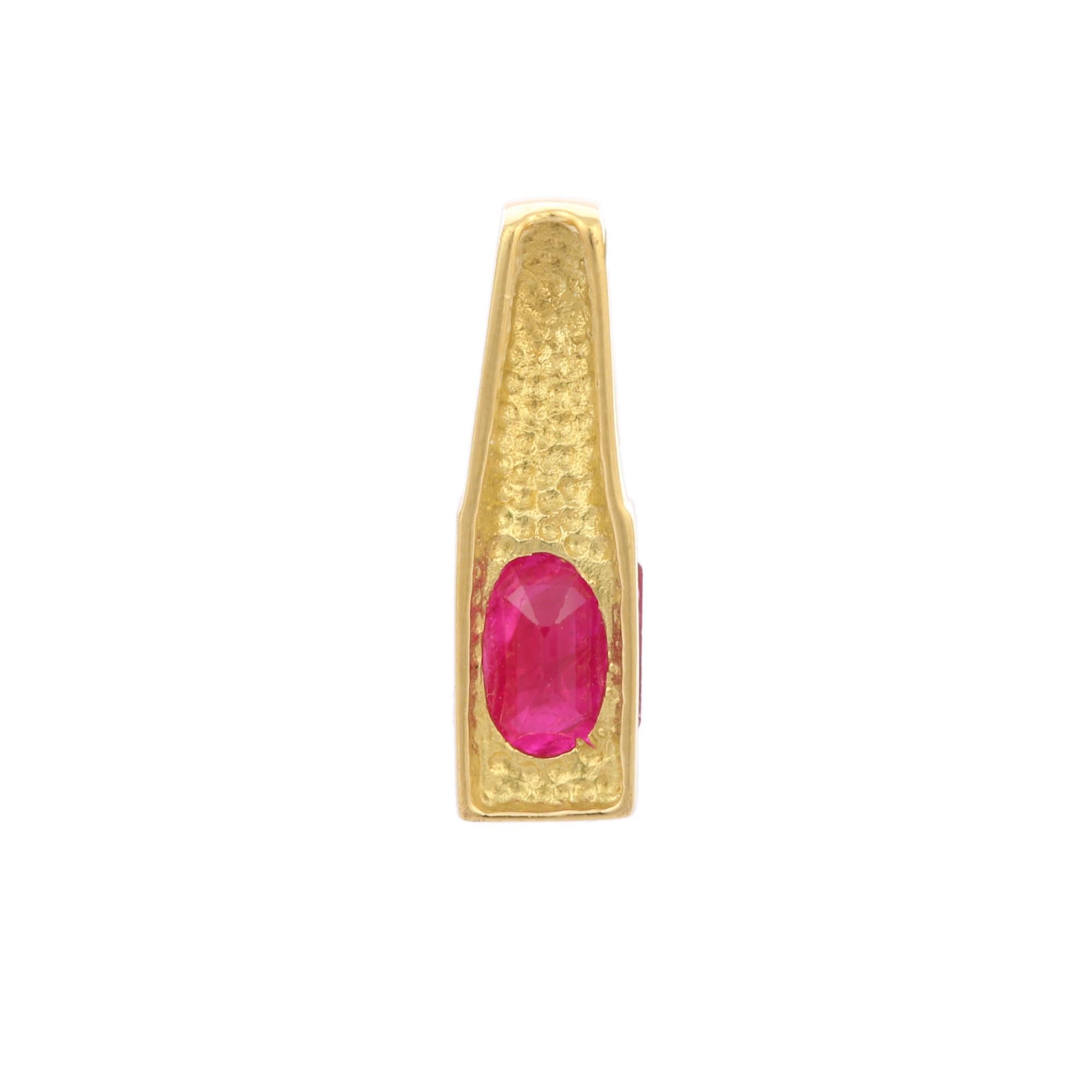Modern 18K Yellow Gold 1.82 ct Delicate Cushion Cut Everyday Ruby Pendant For Sale