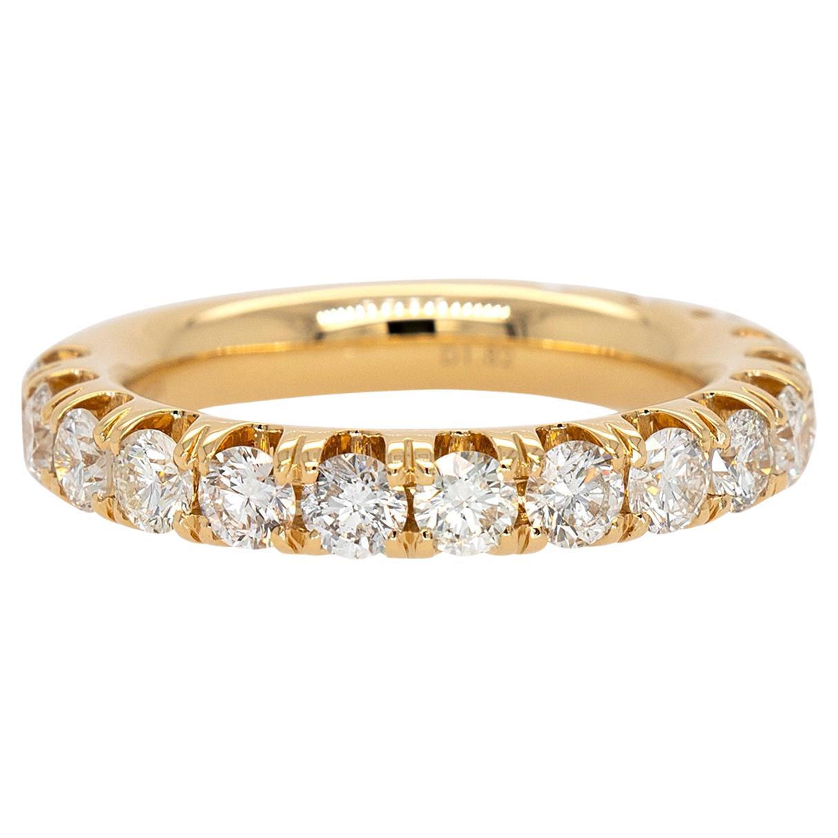 18k Yellow Gold 1.82ct Round Brilliant Natural Diamond Wedding Band  For Sale