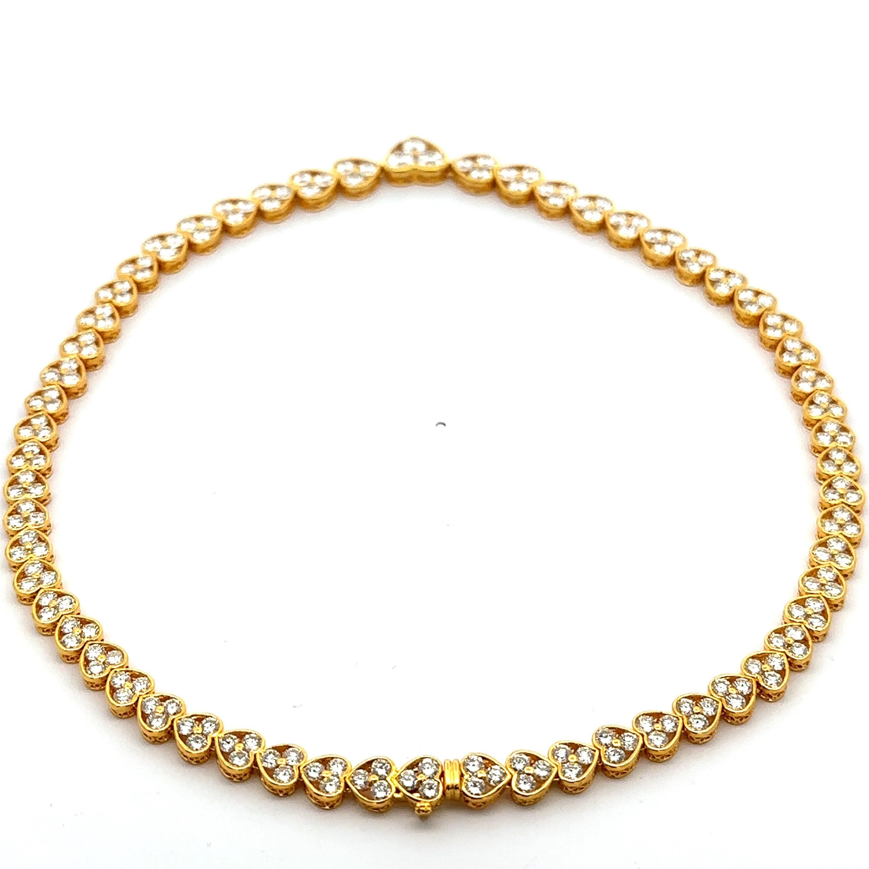 Collier tennis en or jaune 18 carats avec diamants taille cœur de 18,41 carats Excellent état - En vente à Montclair, NJ