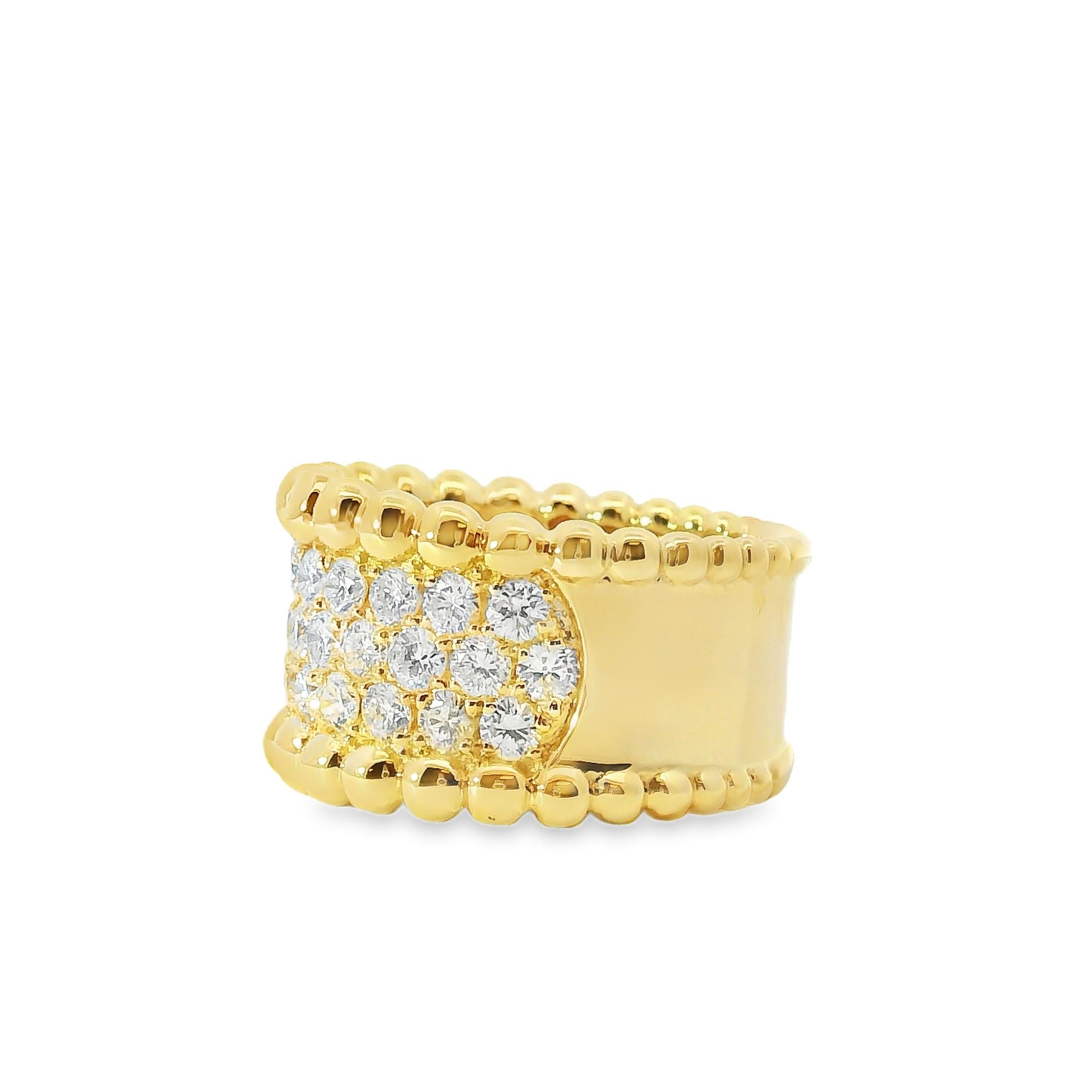 Bague en or jaune 18k à larges pavés de diamants ronds naturels de 1,90ct en vente 1