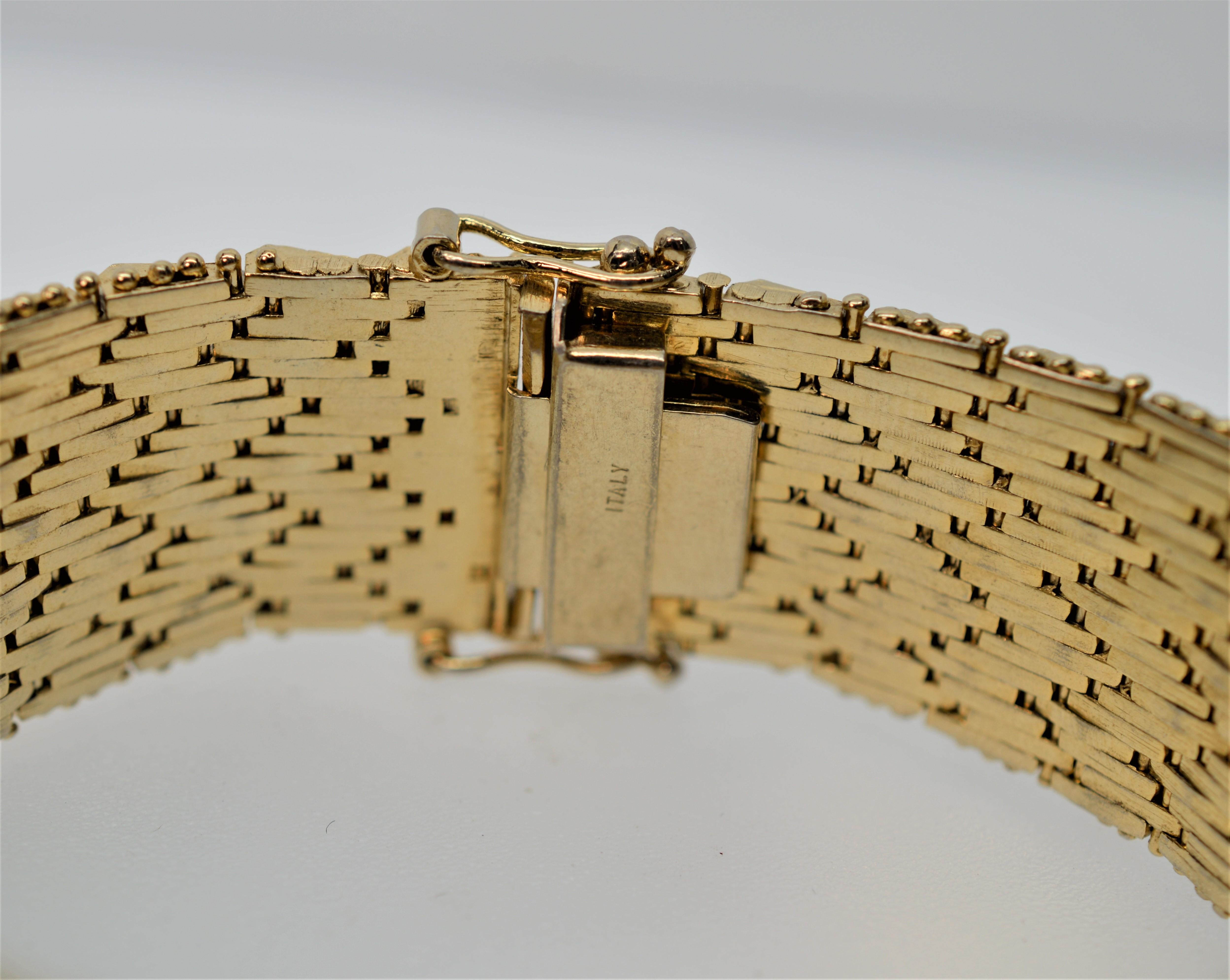 18K Yellow Gold 1950's Retro Style Cuff Bracelet In Excellent Condition In Mount Kisco, NY