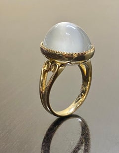 18K Yellow Gold 19.67 Carat Cabochon Oval Moonstone Engagement Ring