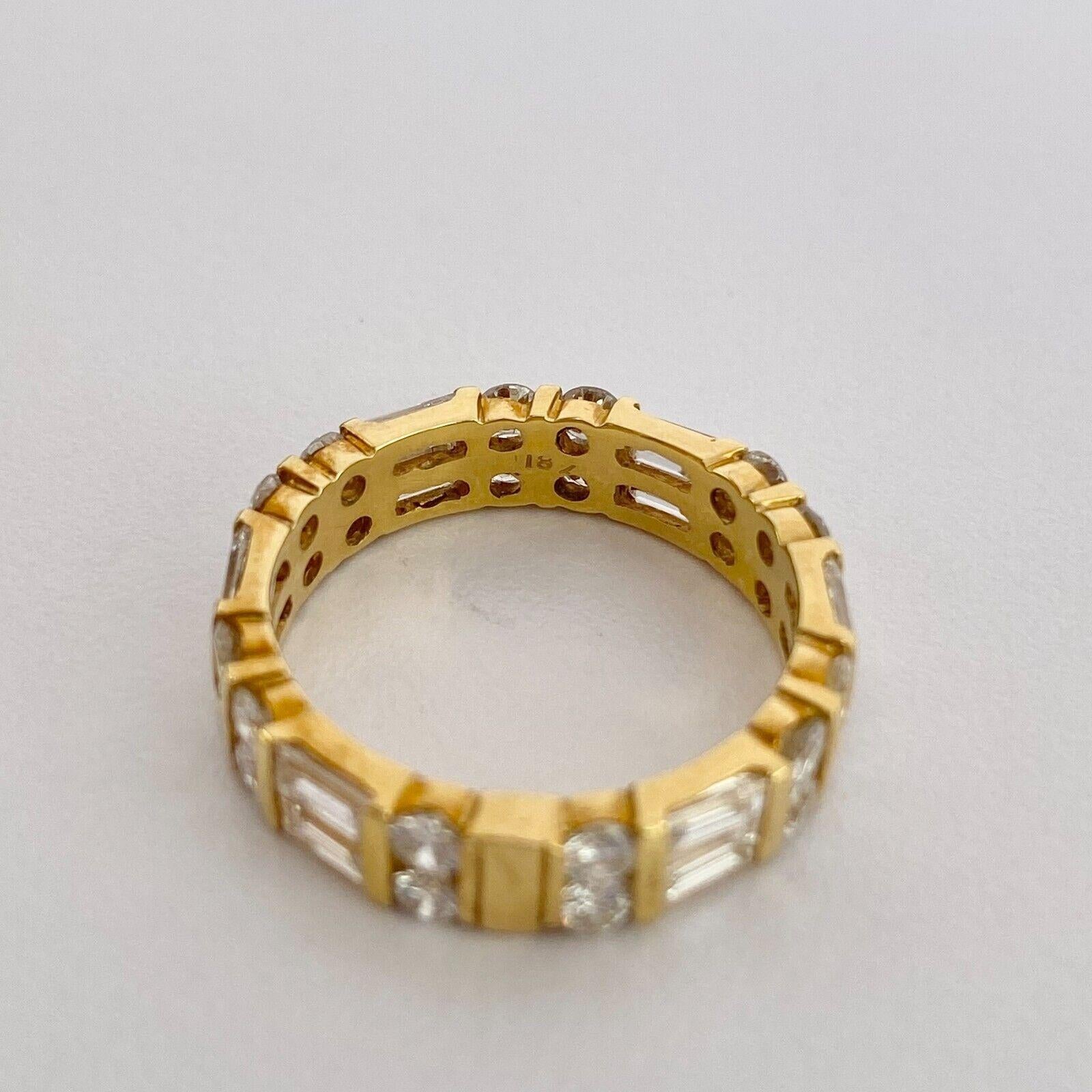 Contemporain Or jaune 18K 2 ROW DIAMOND ETERNITY WEDDING BAND RING STACKABLE en vente