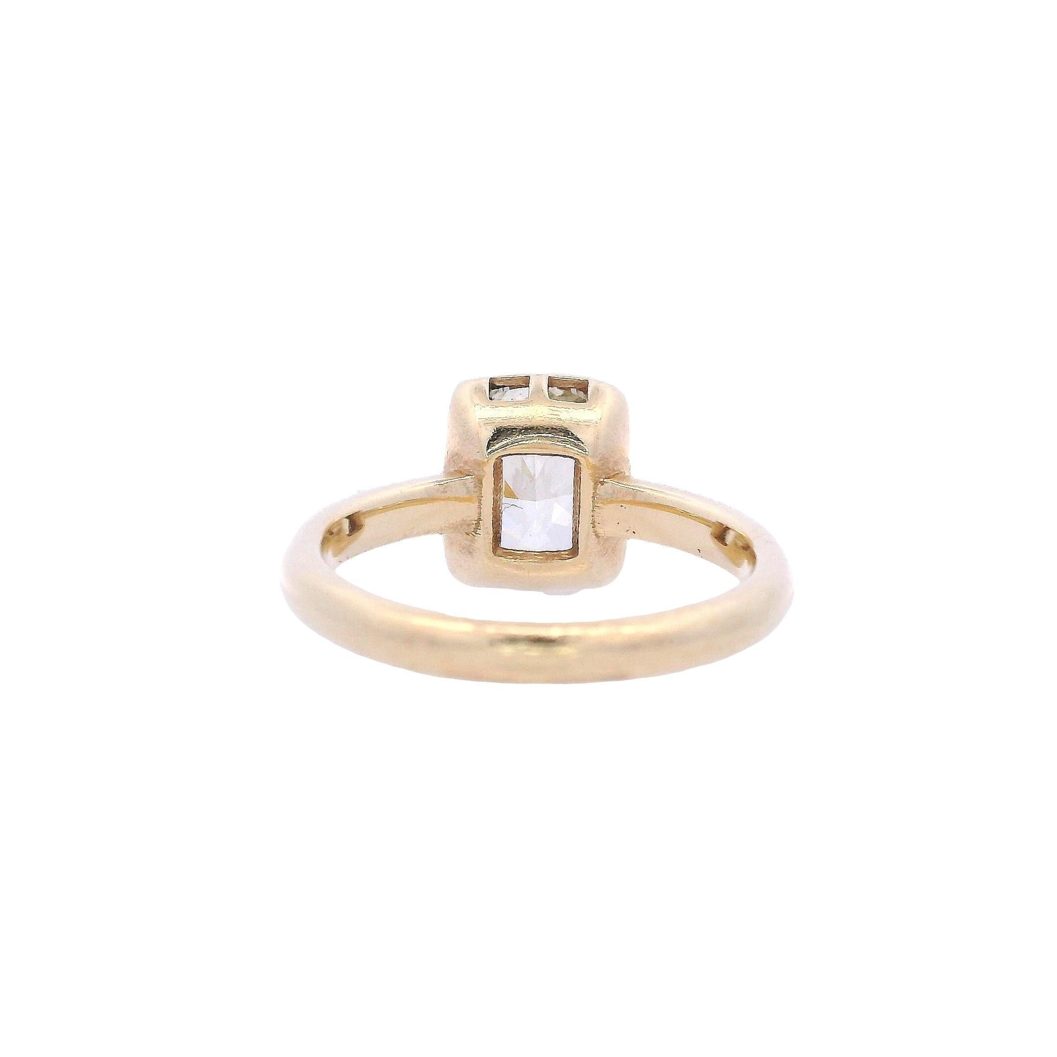Oro amarillo de 18 quilates 2,01 ct. Anillo de diamante amarillo fantasía en venta 1