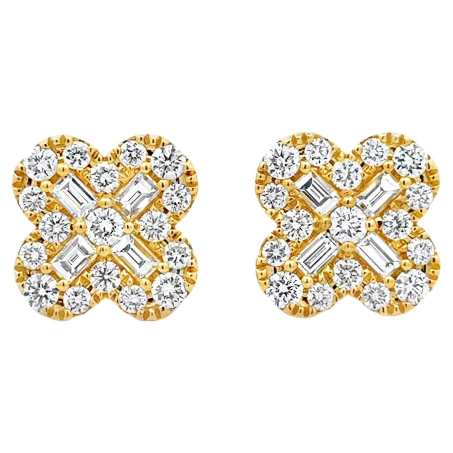 18k Yellow Gold 2.02ctw Round Brilliant and Baguette Diamond Clover Stud Earring