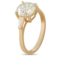 Anillo de oro amarillo de 18 quilates con un diamante de 2,0 ct MF16-062226